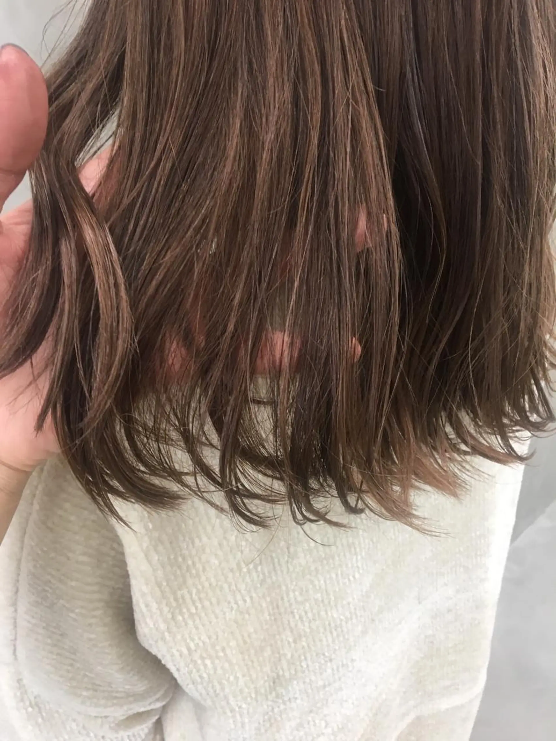 セミロング カラー 切りっぱなしボブ ベージュカラー ダブルカラー フォギーベージュ ハイライトカラー ヘッドスパ (女性限定)🍋モエのヘアスタイル