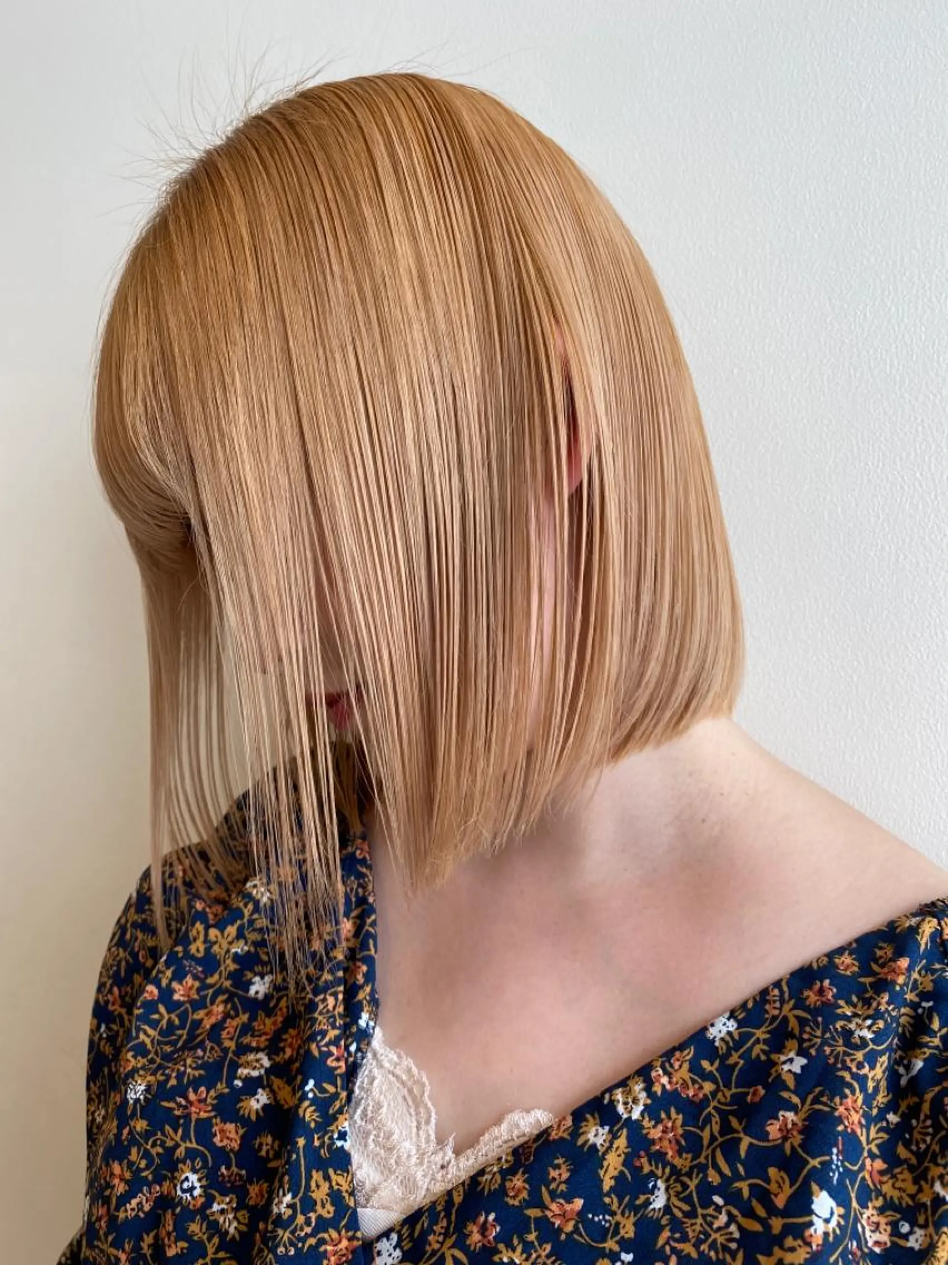 ショート カラー salowin渋谷kitaya park前所属・RIKA韓国ヘア/く びれヘア/上品カラーのヘアスタイル