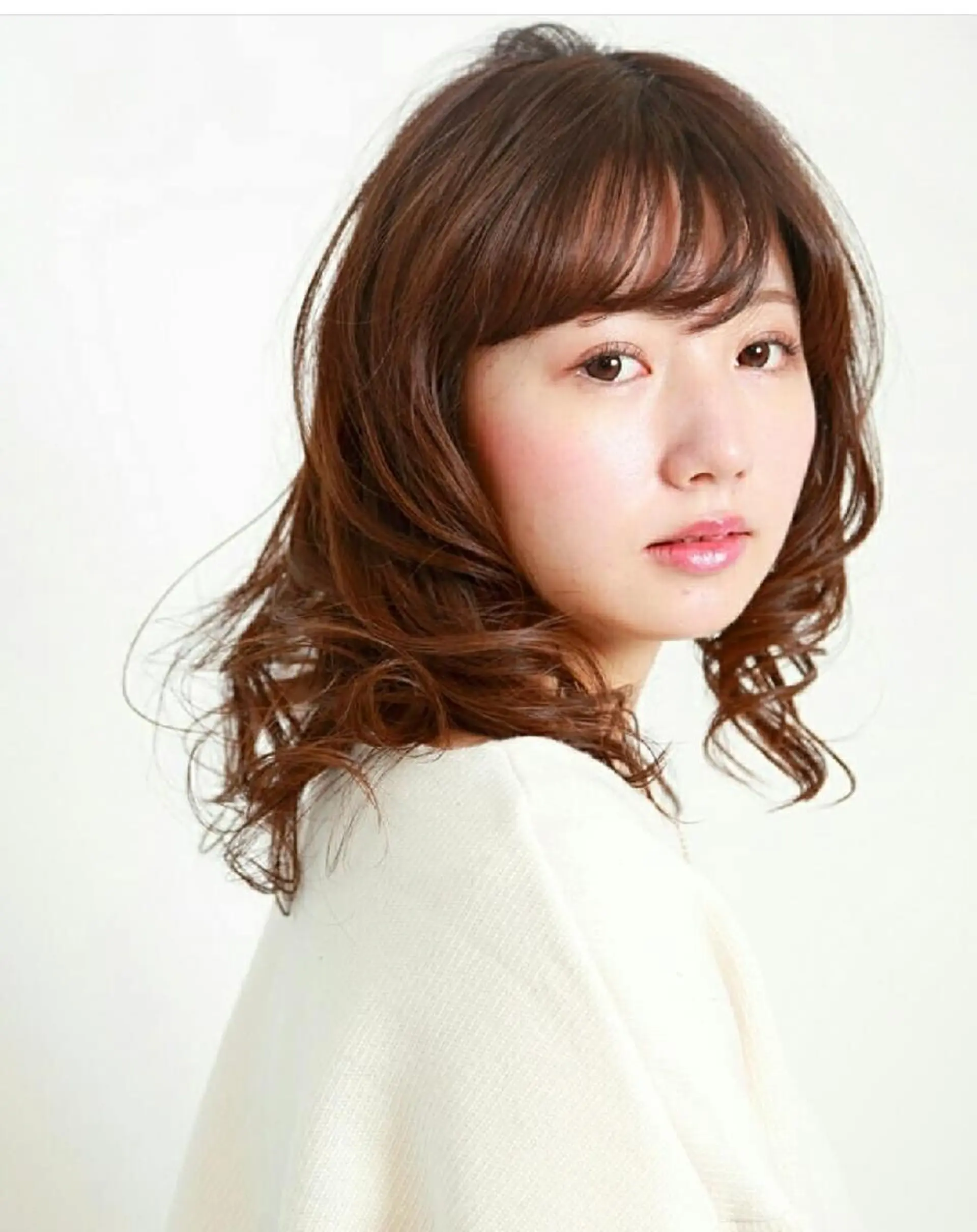 カラー セミロング ブラウンカラー カット ヘアカラー パーマ トリートメント 尾澤 尚希のヘアスタイル