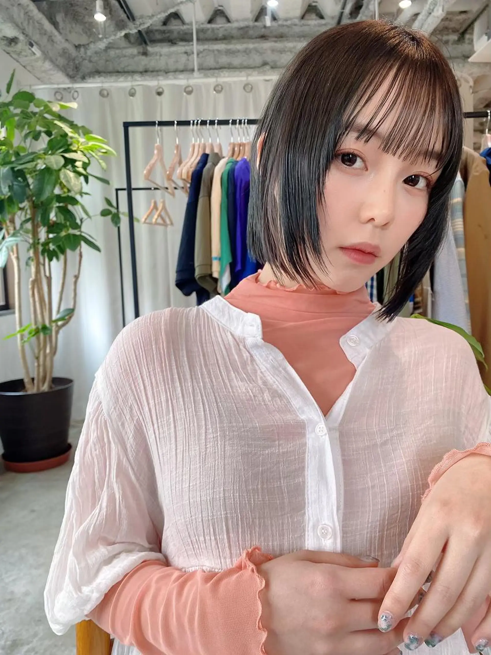 ミディアム パーマ カラー ショートボブ ミディアムパーマ アディクシーカラー ブリーチ ケアブリーチ ヘアカラー トリートメント CEINE OURのヘアスタイル