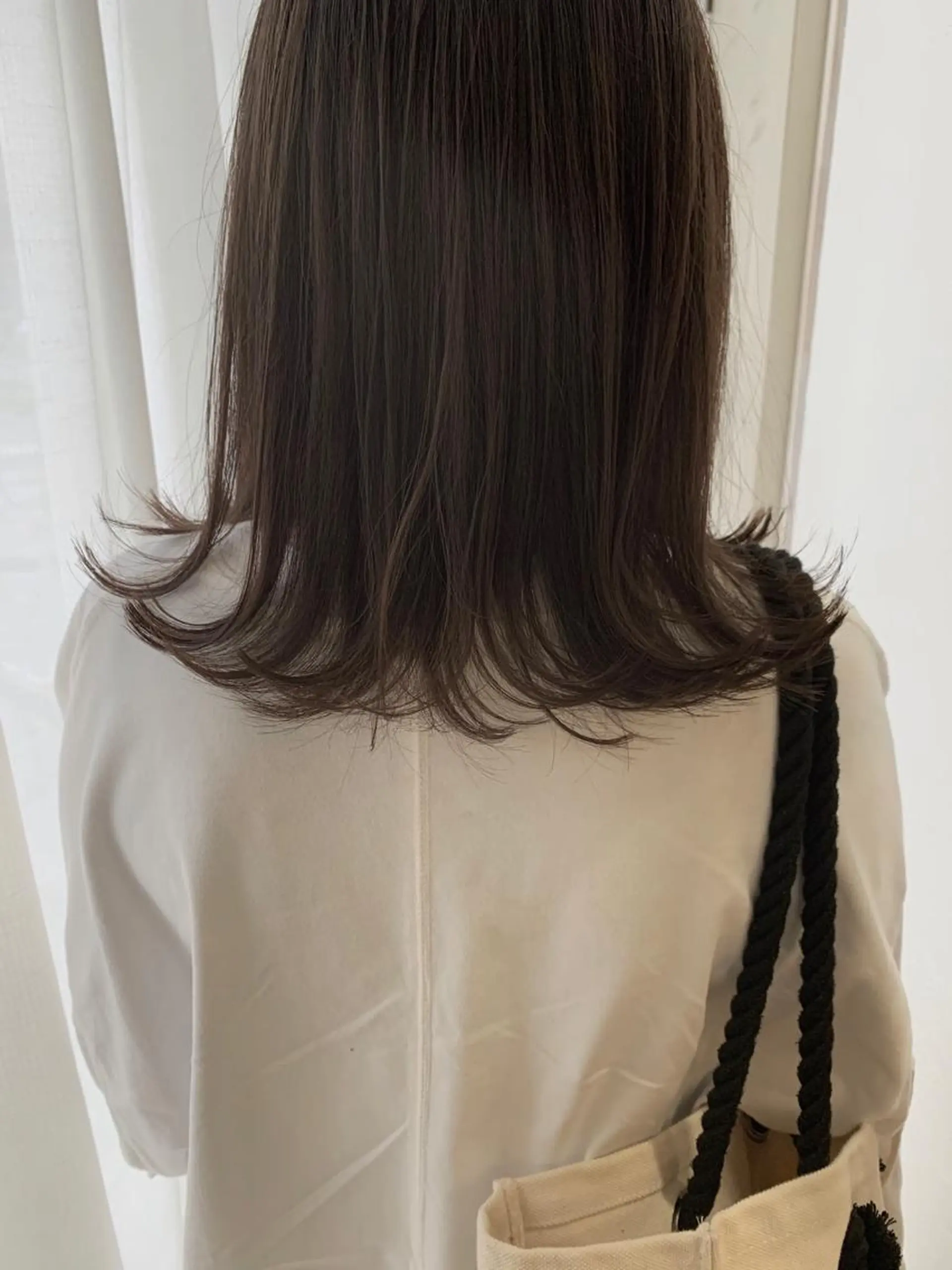 セミロング カラー カット ヘアカラー fio マナミのヘアスタイル