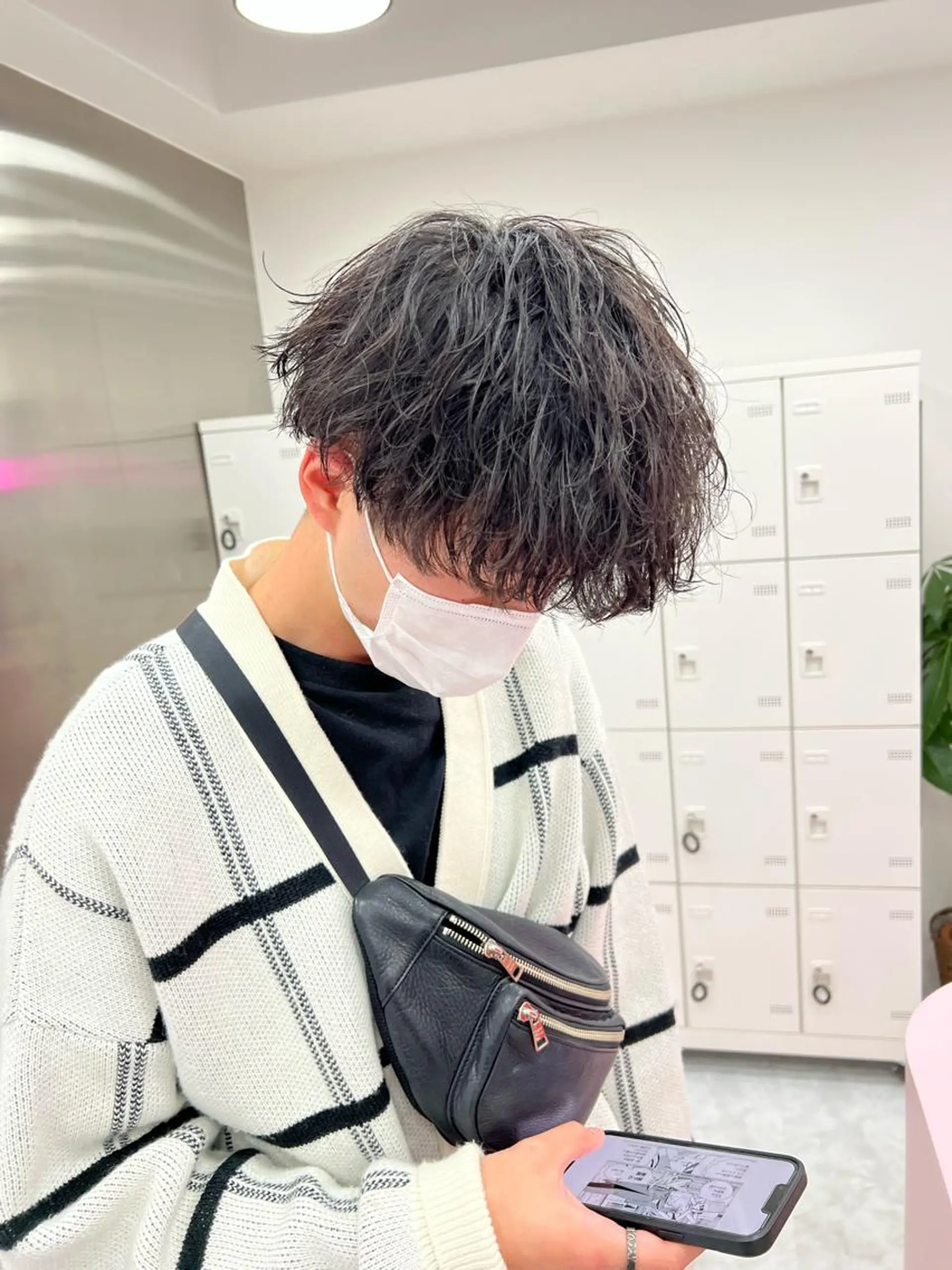 ショート カラー パーマ メンズ メンズパーマ特化 TAIGAのヘアスタイル