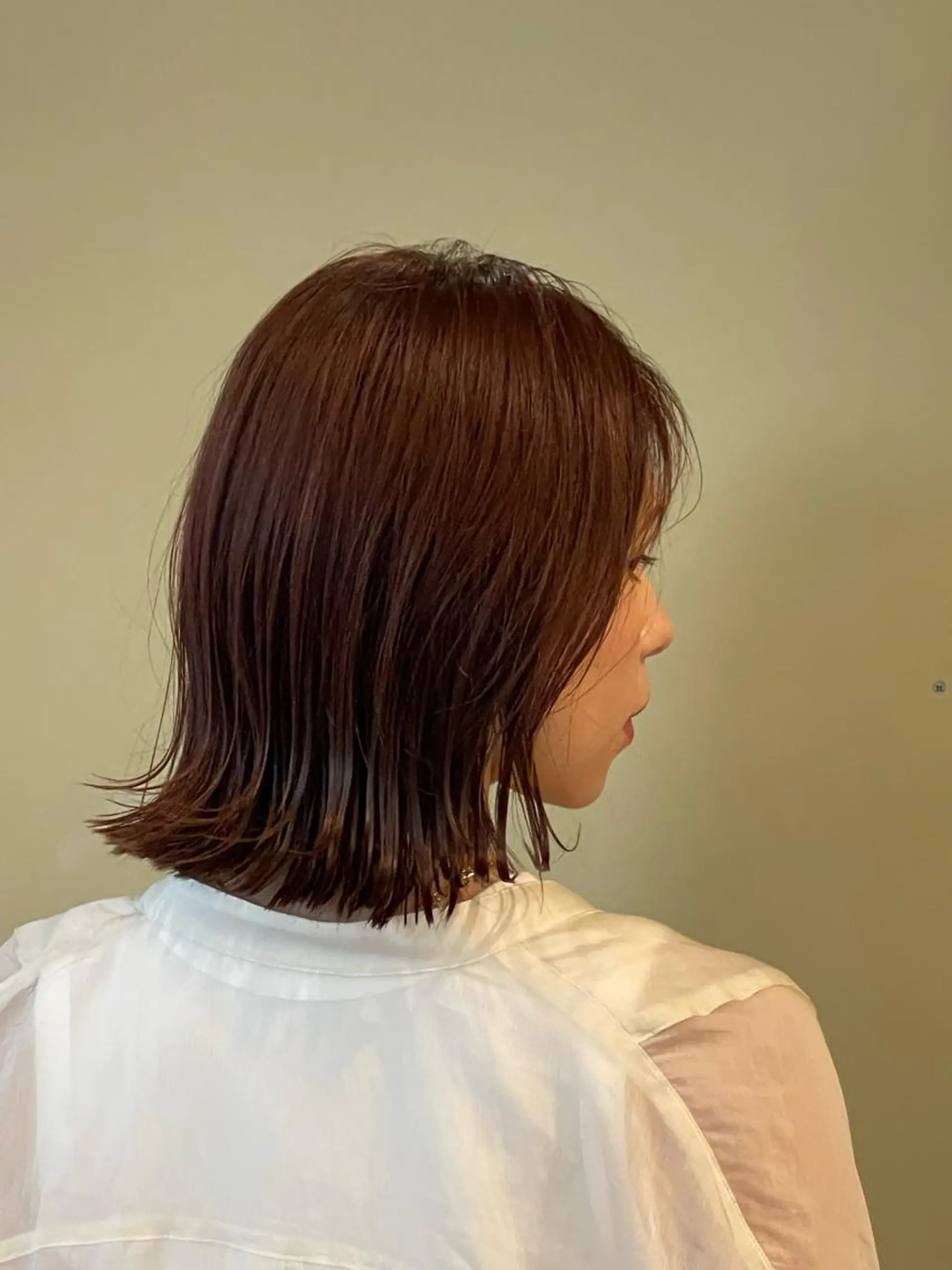 ミディアム 外ハネヘア カット ヘアカラー 髪質改善/カラー 🖤‎🤍川島のヘアスタイル