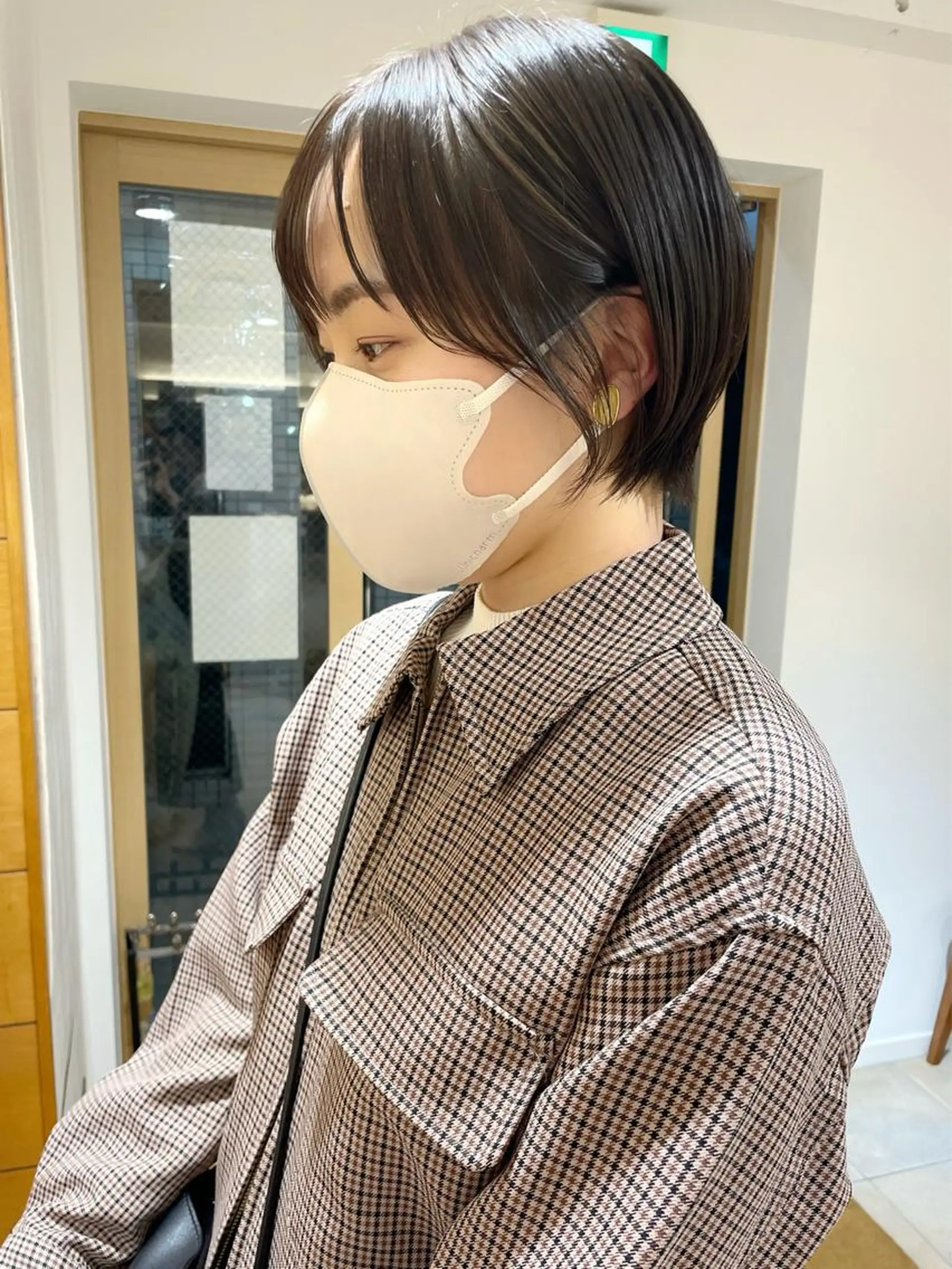 ショート カラー カット ヘアカラー トリートメント 齋藤 咲のヘアスタイル