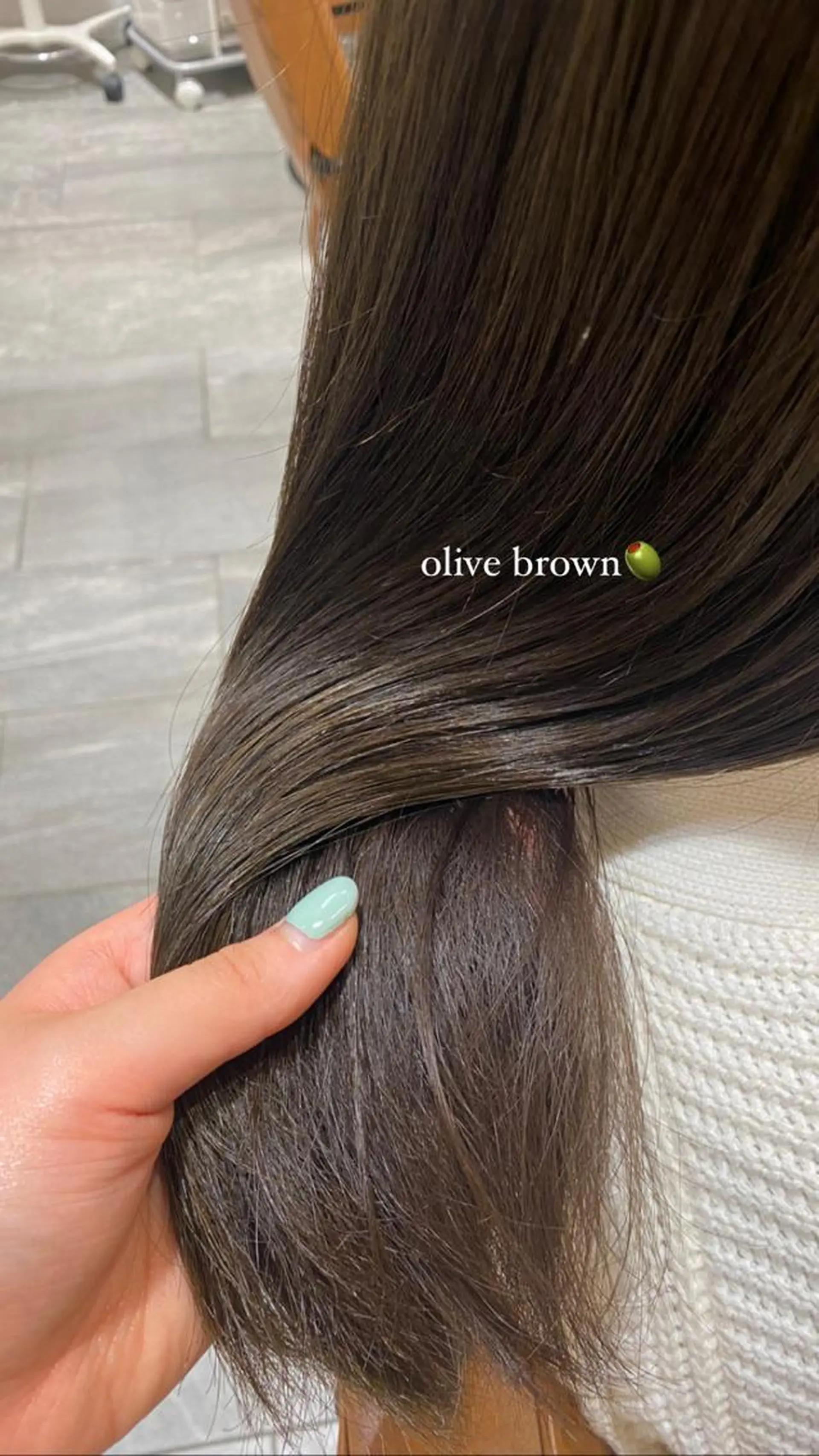 セミロング 小竹 夏花のヘアスタイル