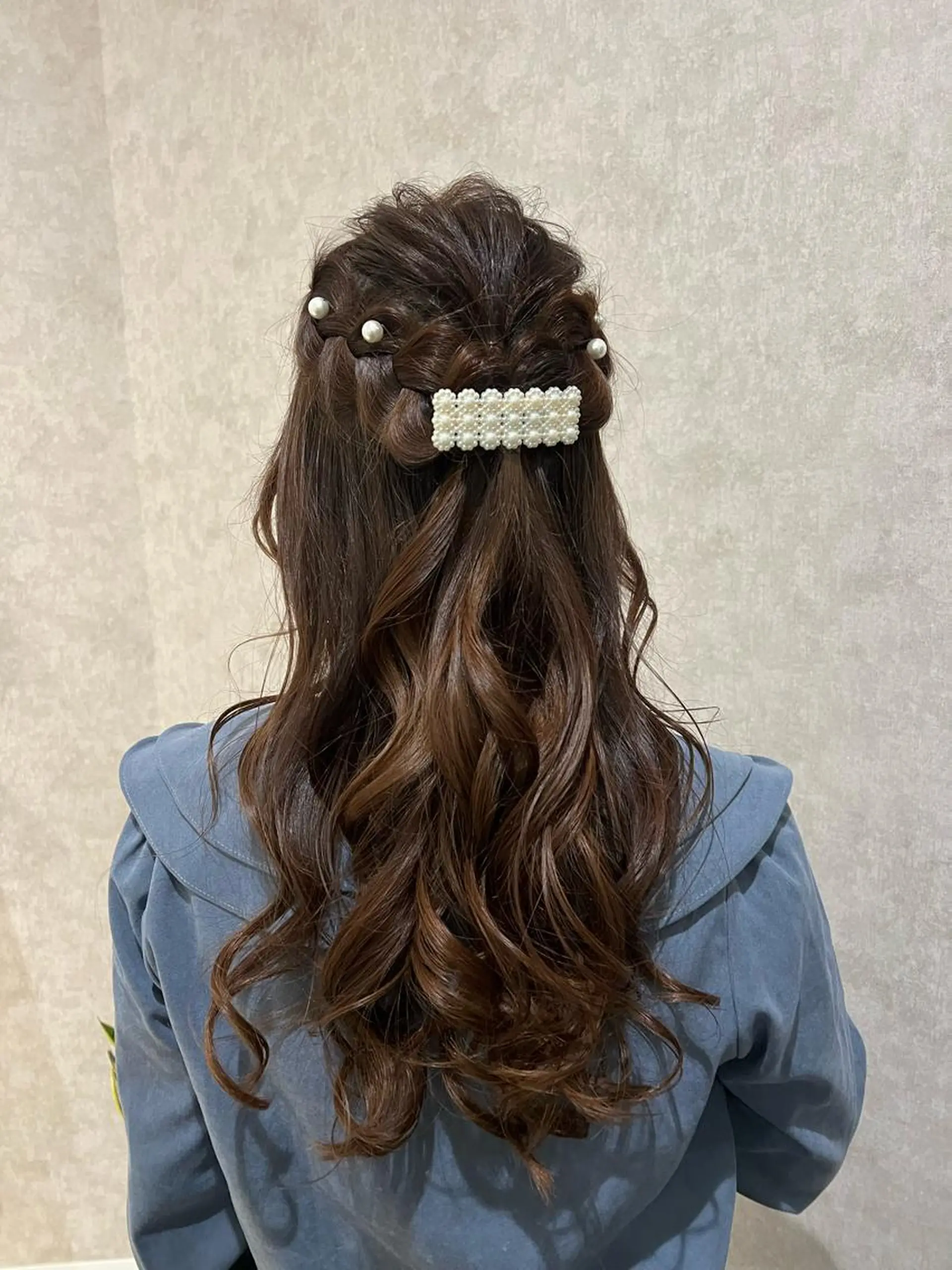 ロング Rio/ヘアセット/ ハイトーンカラーのヘアスタイル