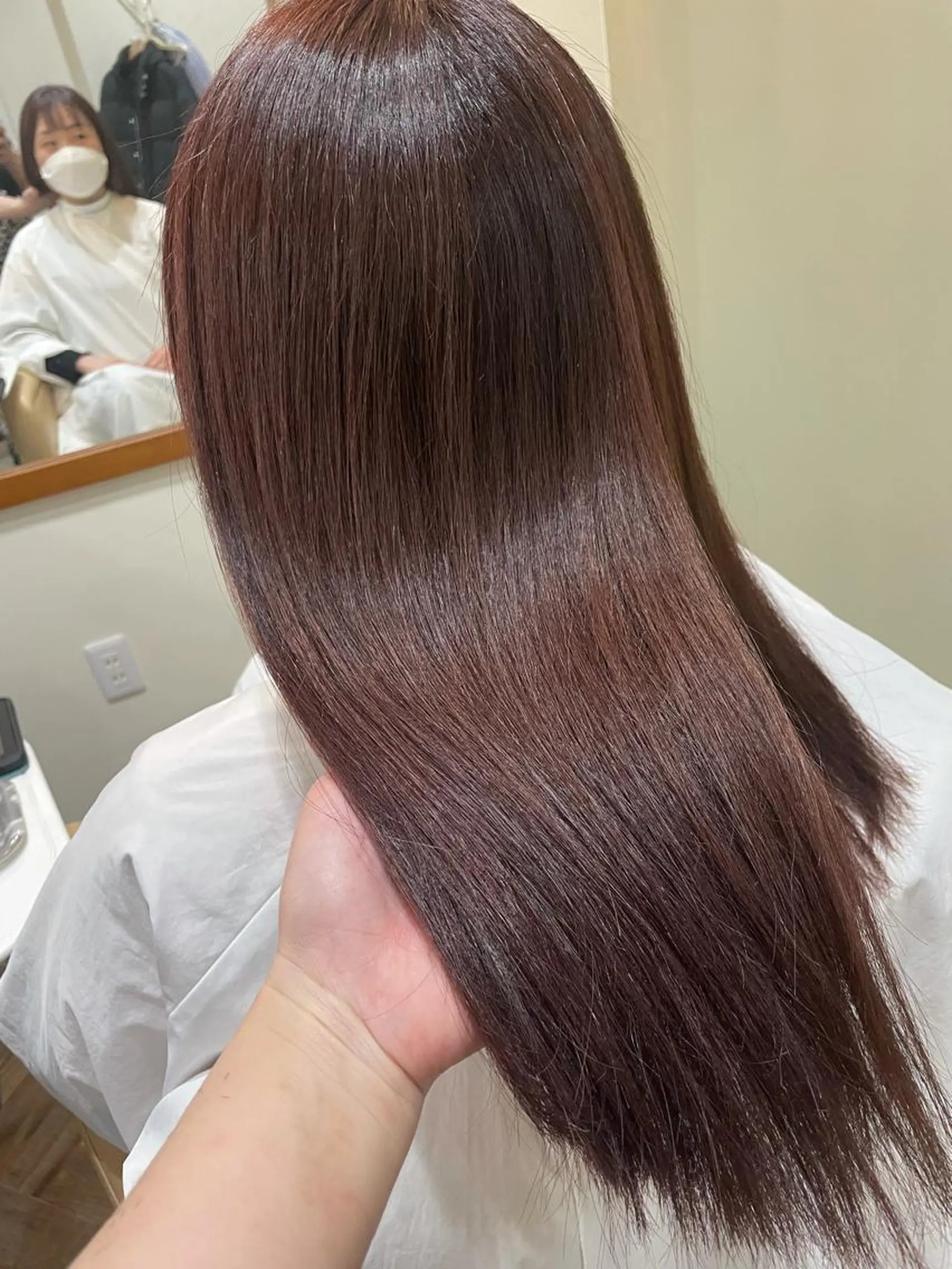 ロング 寺本 早希のヘアスタイル