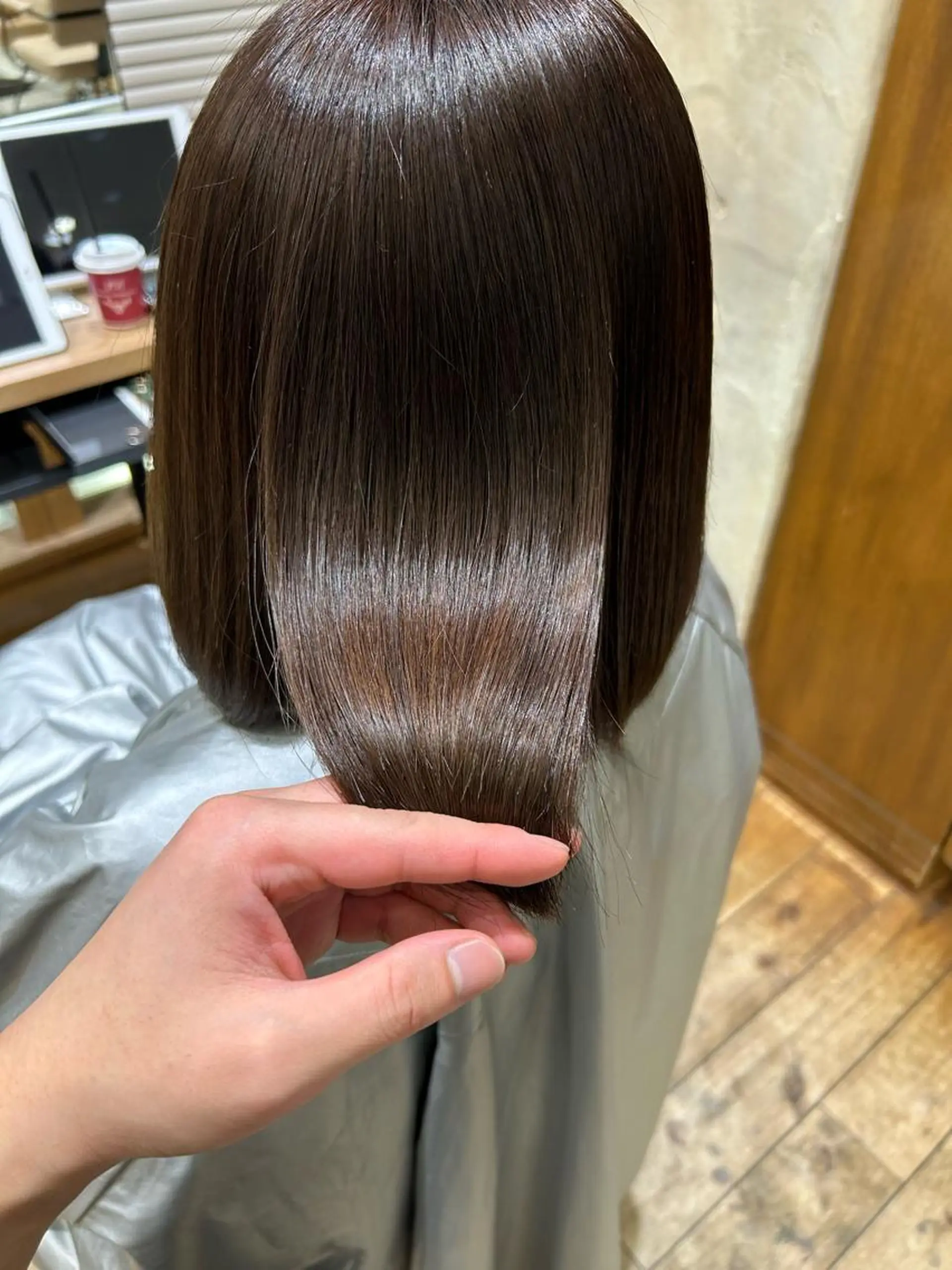 ショート カラー パーマ バレイヤージュ ブリーチ ケアブリーチ ダブルカラー ハイライトカラー カット ヘアカラー 縮毛矯正 トリートメント 新宿✨顔周りカット 韓国ヘア/坂本亜裟海のヘアスタイル