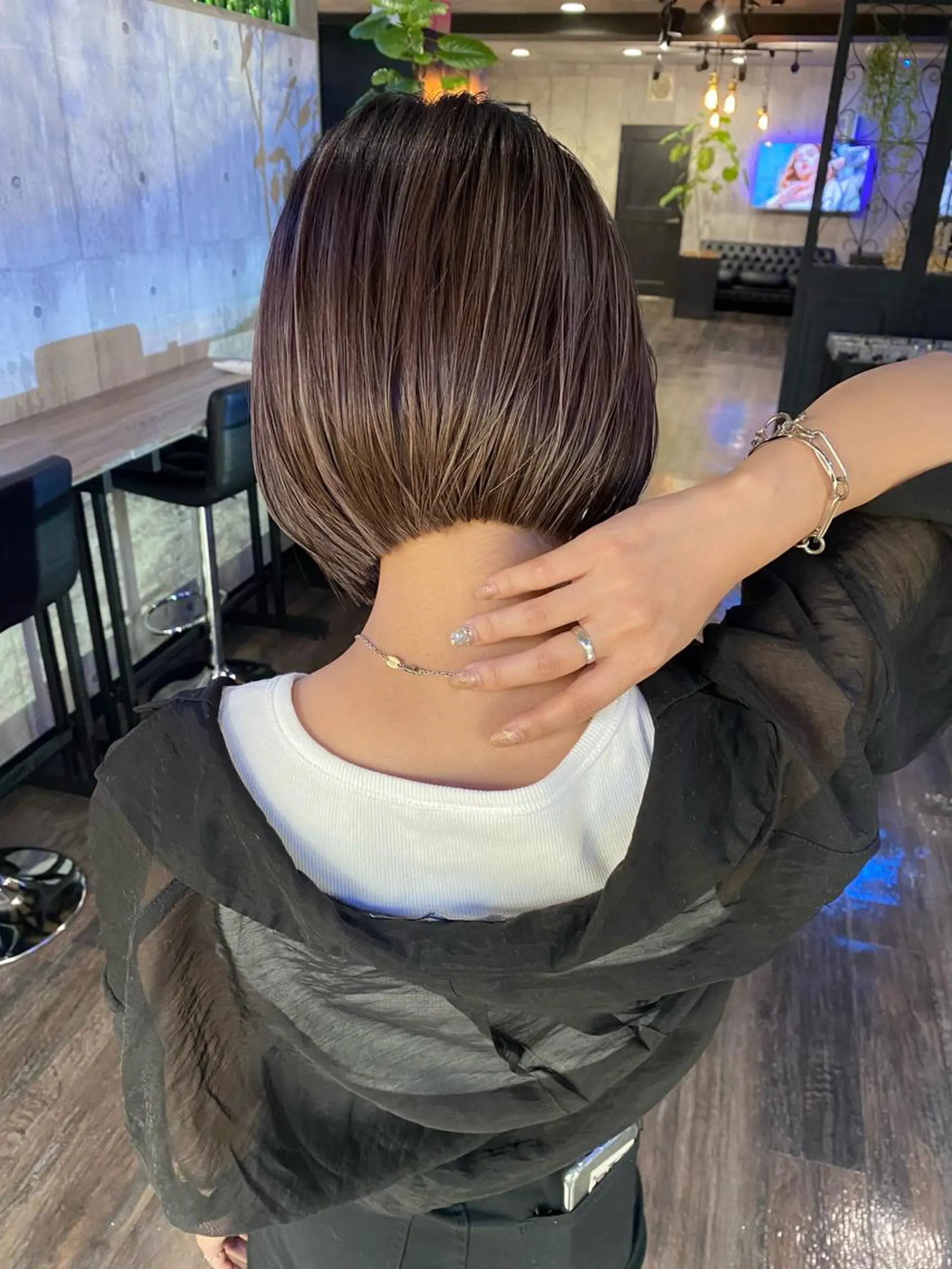 ショート Mika XELVEのヘアスタイル