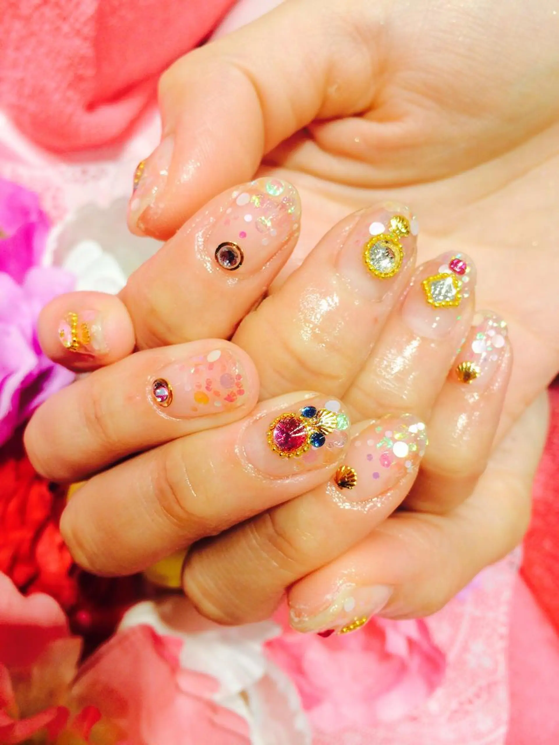 ネイル ストーンネイル nailartist lisaのネイルデザイン