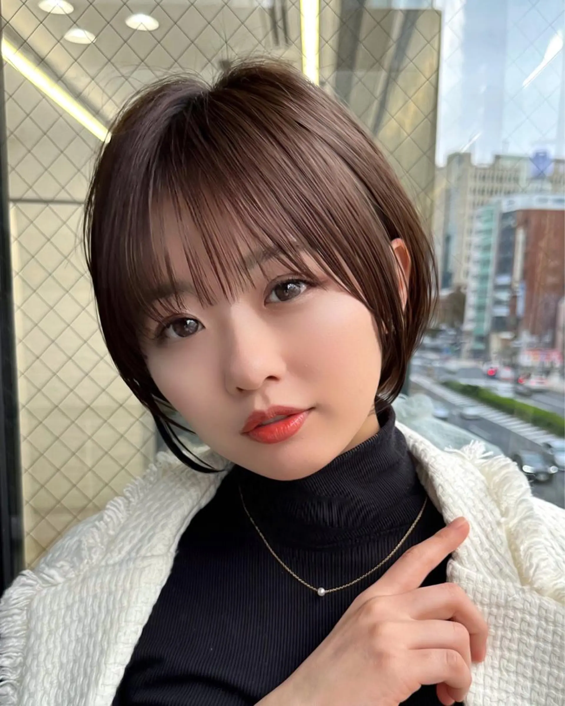 ショート ショートヘア くすみカラー、大場猛のヘアスタイル