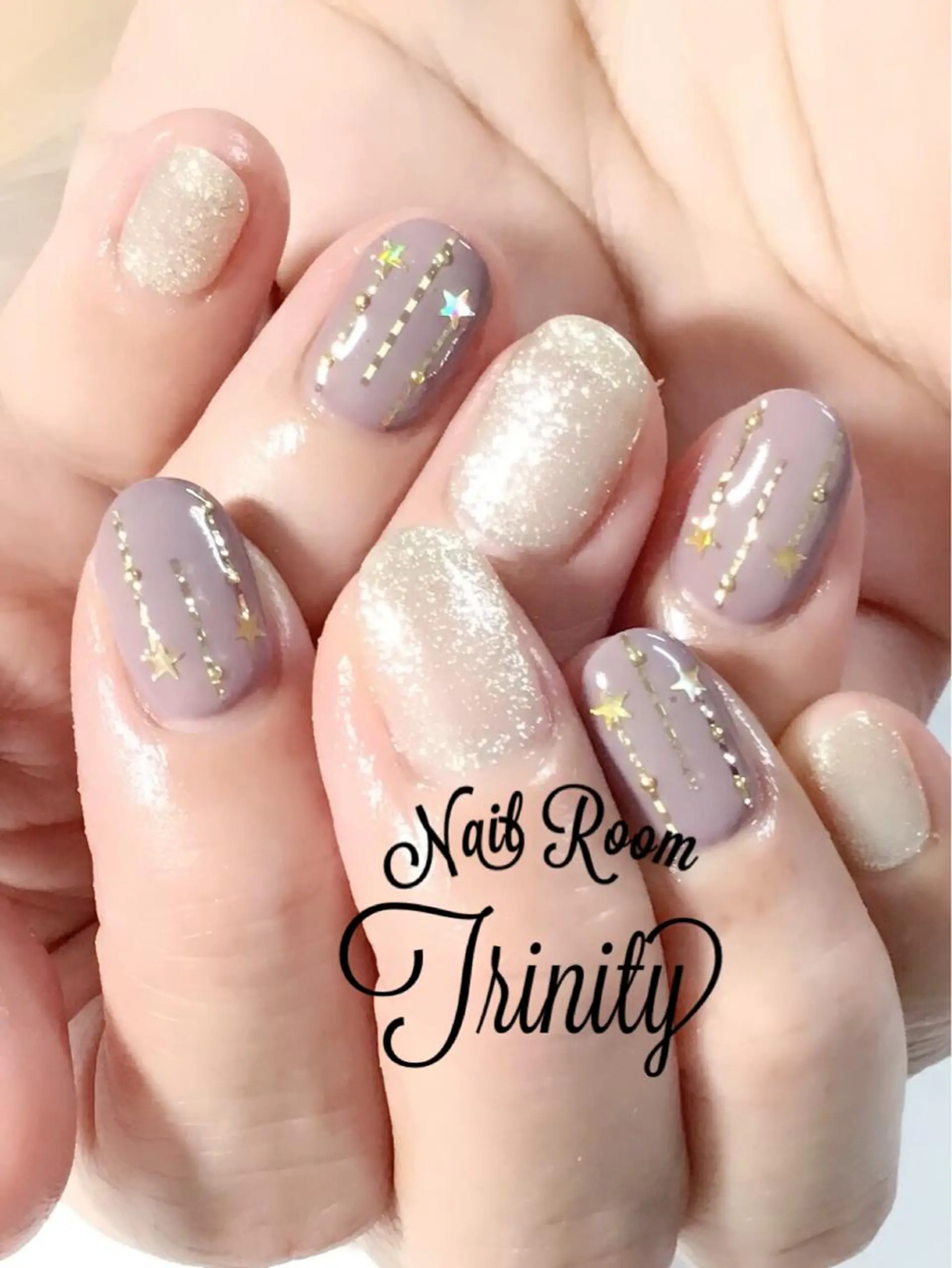 ネイル ハンドネイル Trinity ネイリストスタッフのネイルデザイン