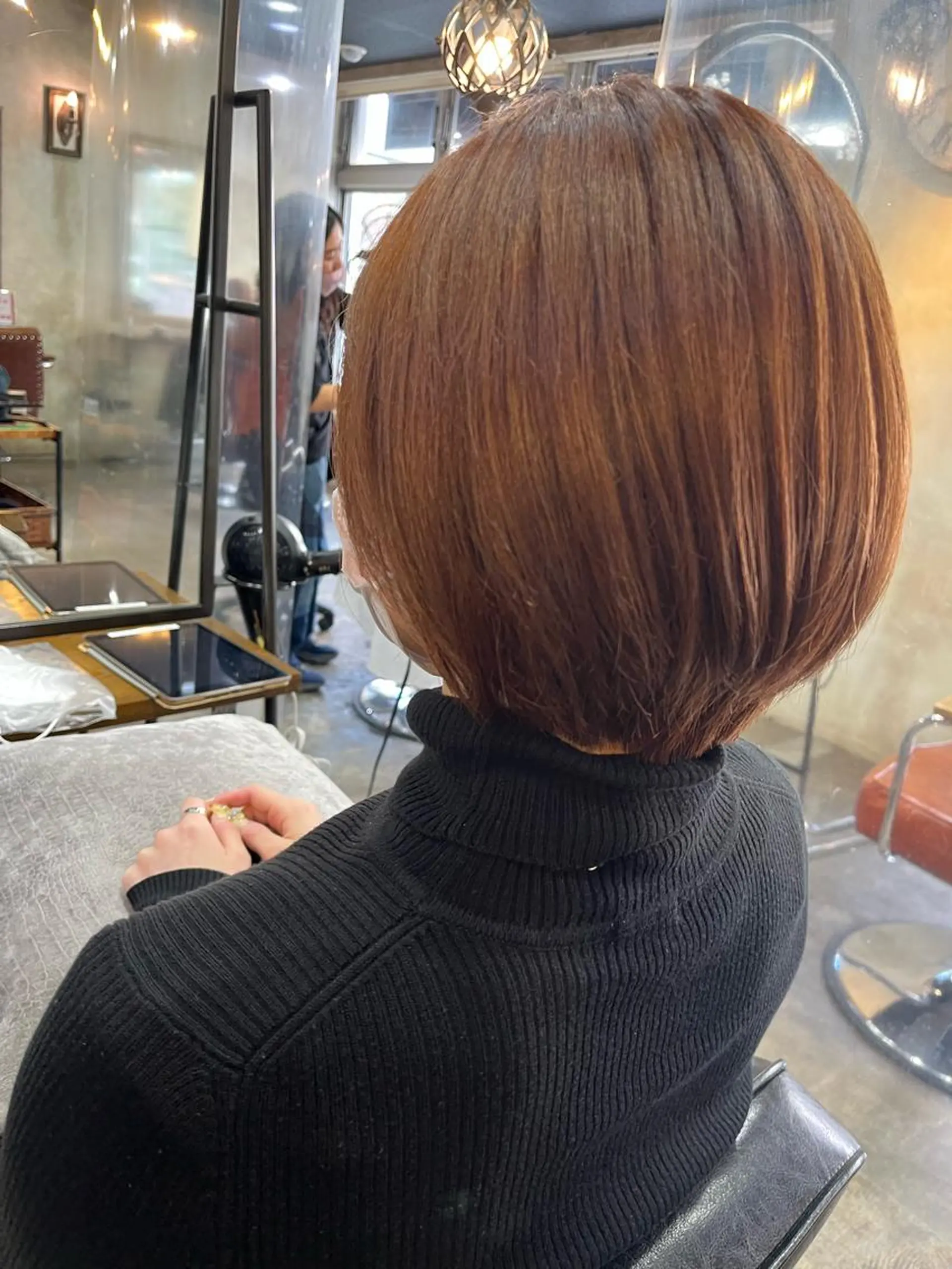 ショート カラー ハイトーンカラー🩵 耳ツボジュエリー👂のその他イメージ