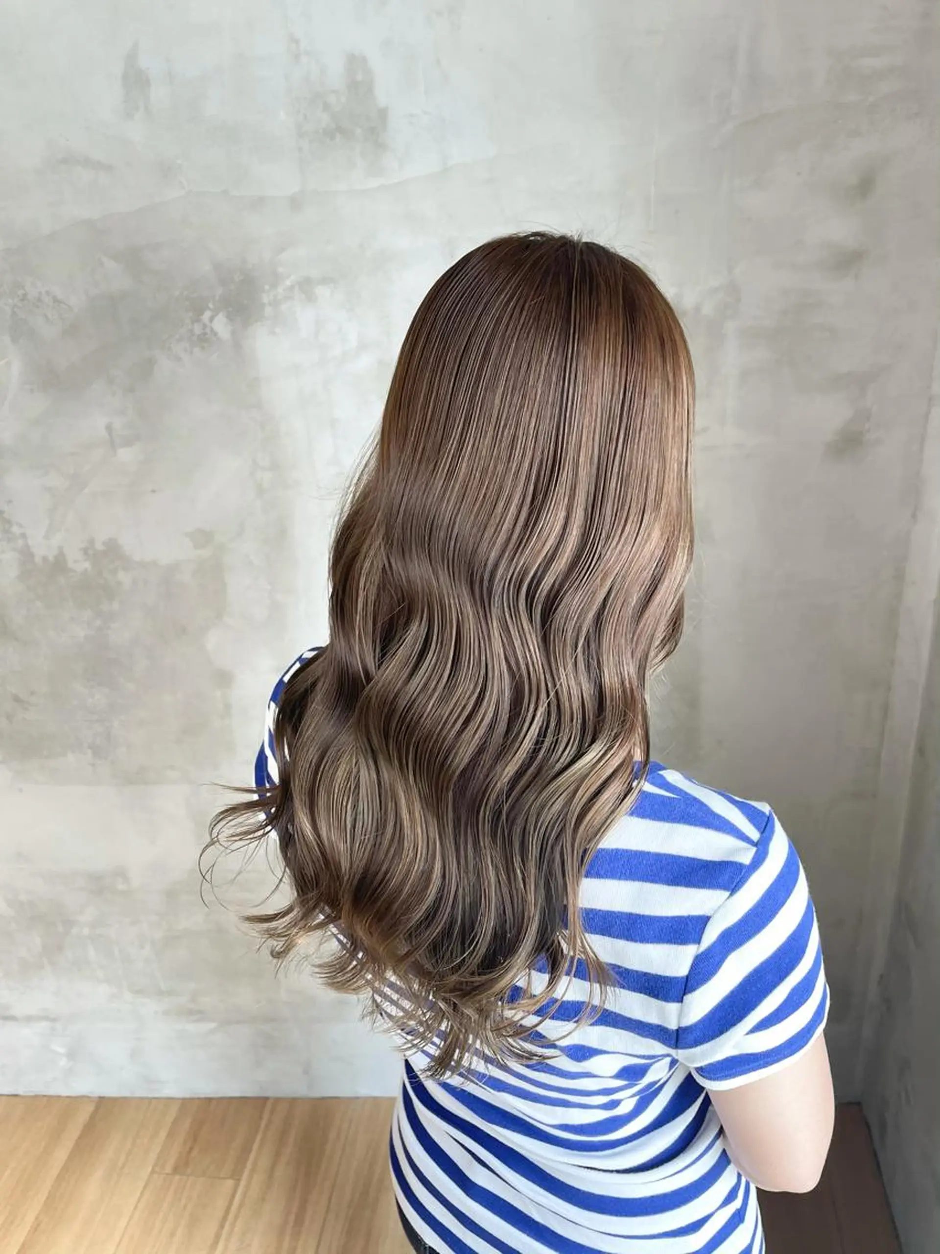 ロング カラー ヘアカラー トリートメント 🎀透明感カラー🎀 mikaのヘアスタイル