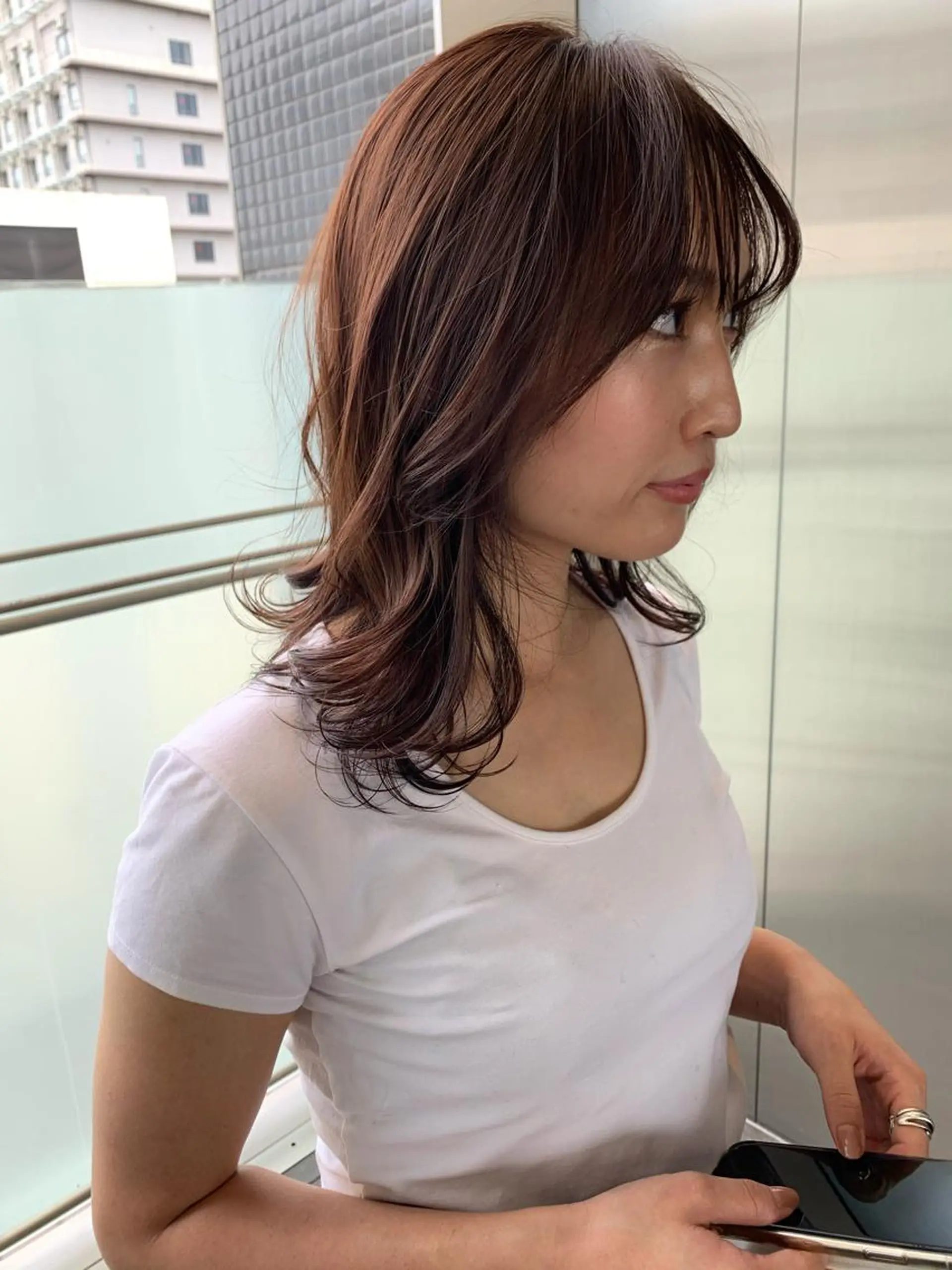 ミディアム カラー 天使の羽バング・フェザーバング 髪質改善サロン 心斎橋ARCHEのヘアスタイル