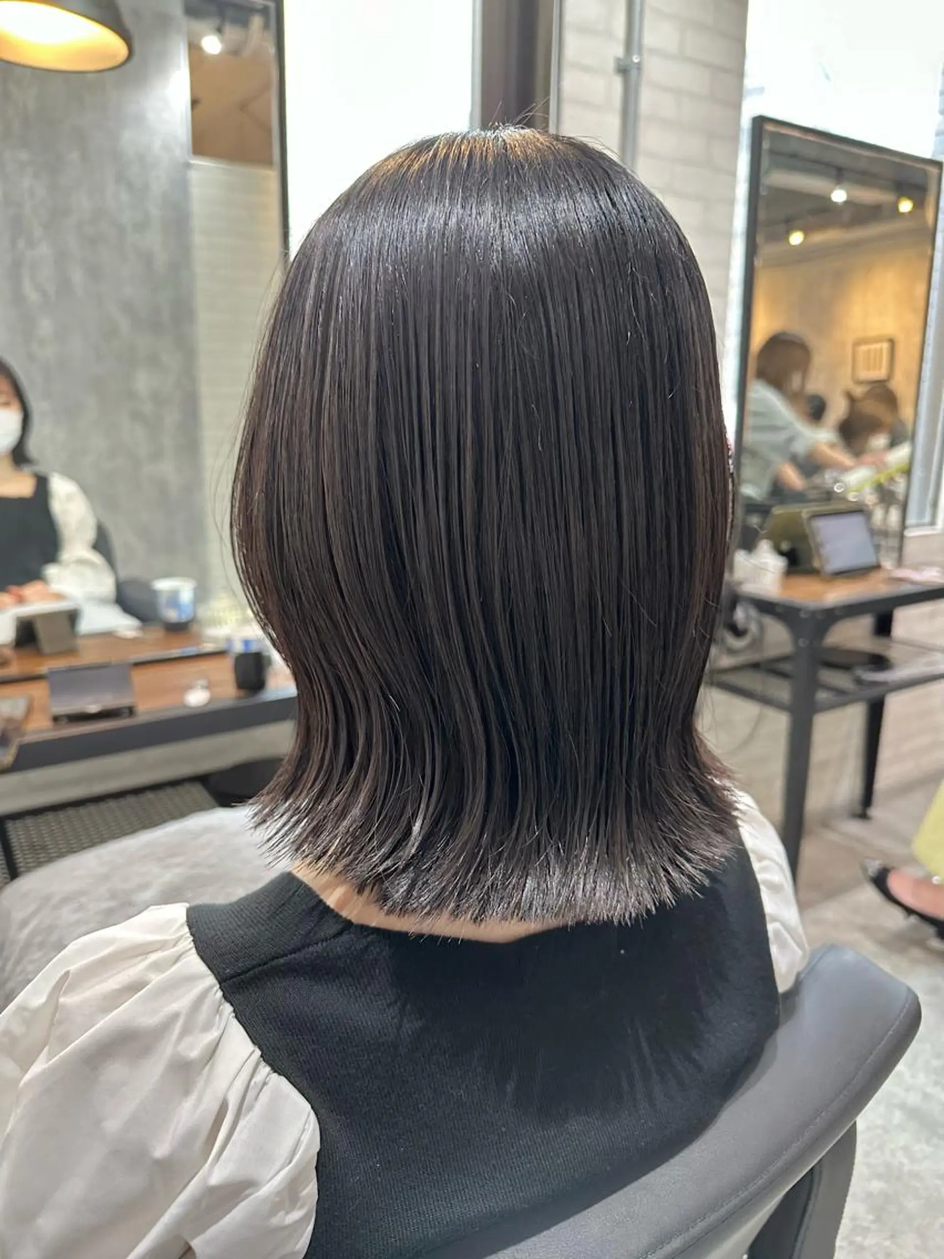 ミディアム カット ヘアカラー 縮毛矯正💎髪質改善 レイヤー✨山内健太郎のヘアスタイル