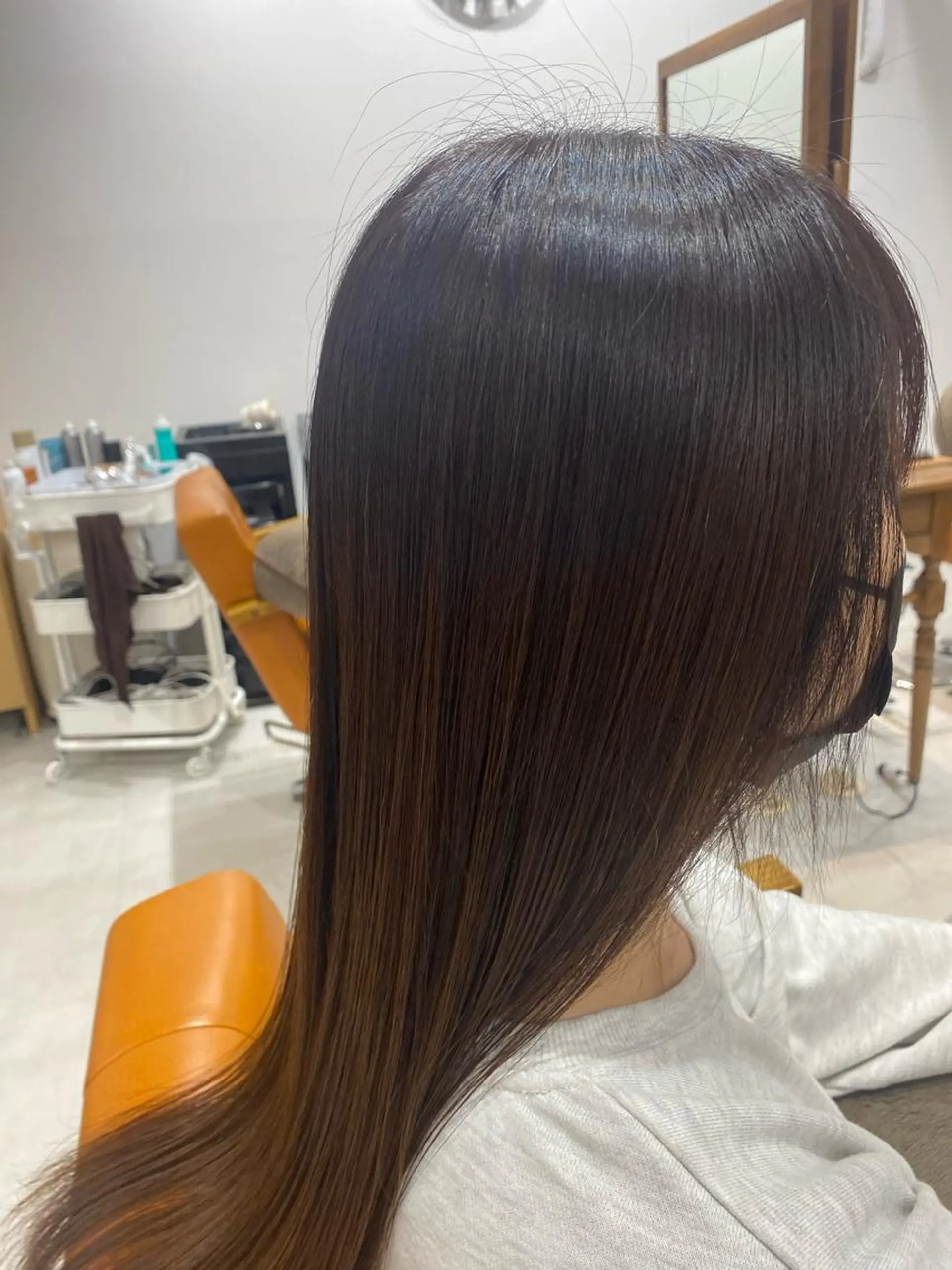 ロング ヘアカラー 山﨑 燦人のヘアスタイル