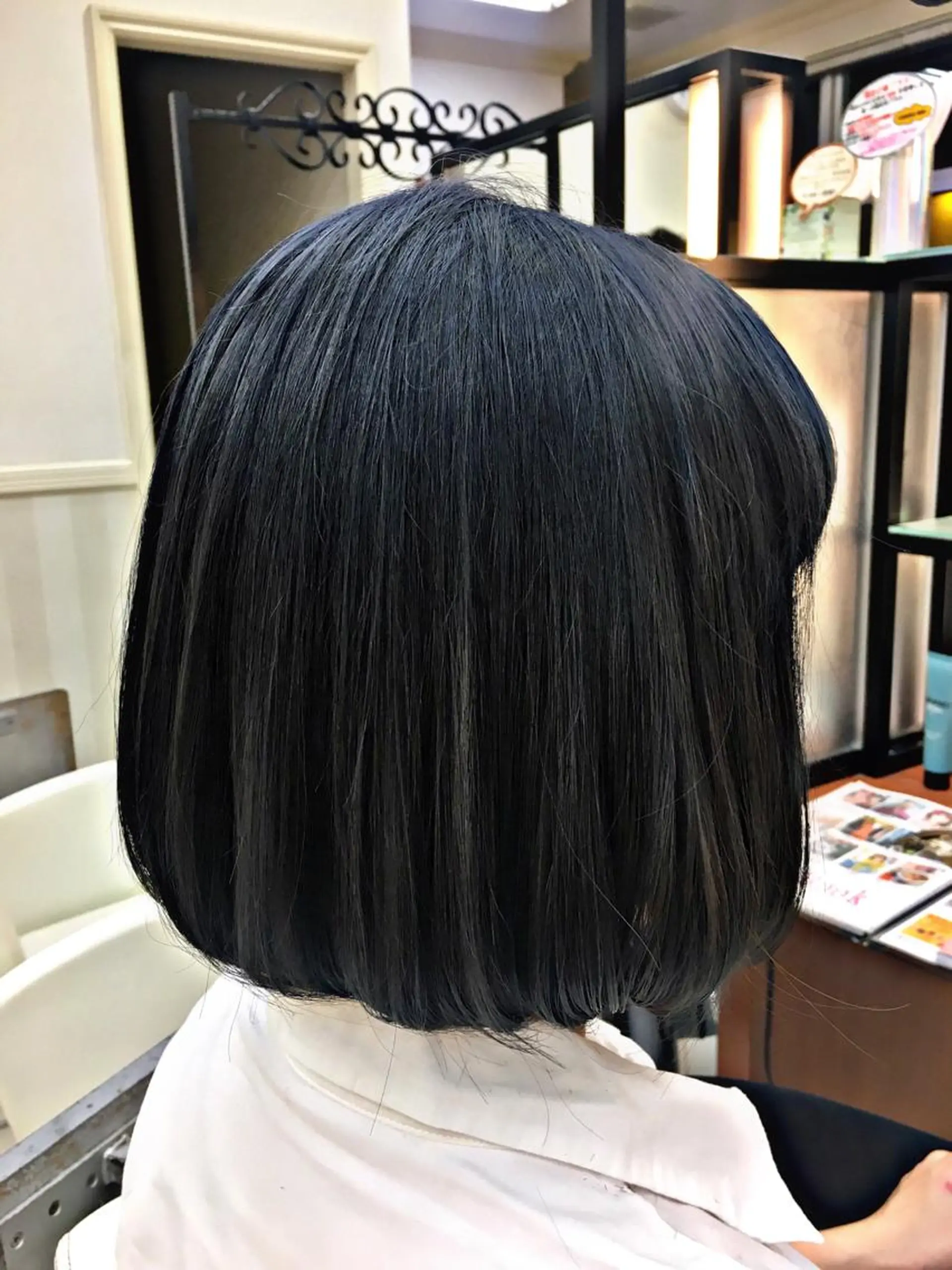 ショート カラー アッシュ ブルーカラー ブルーアッシュ イルミナカラー ボブ カット ヘアカラー トリートメント N° jillva ♦️川端裕司♦️のヘアスタイル