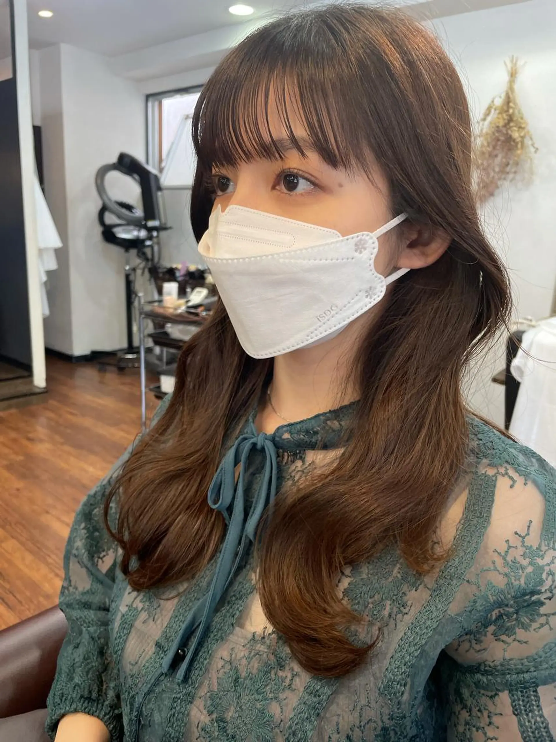 ロング カラー ブラウンカラー ショコラブラウン 顔まわりレイヤー 韓国風ヘア レイヤーカット 【韓国ヘア×透明感 カラー】笹谷 莉未のヘアスタイル