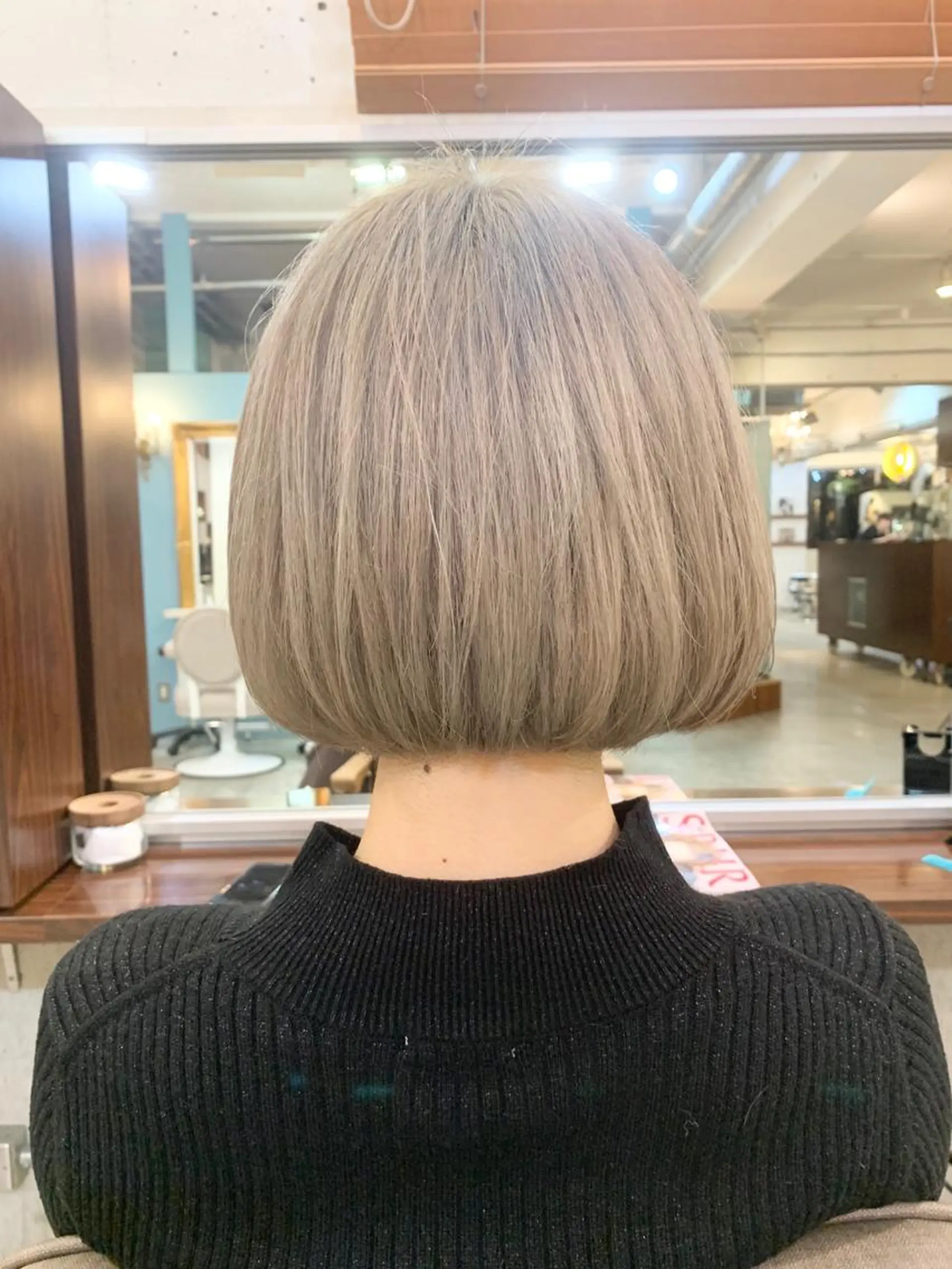 ショート カラー ハイトーンカラー ボブ カット ヘアカラー トリートメント tension 【テンション】のヘアスタイル