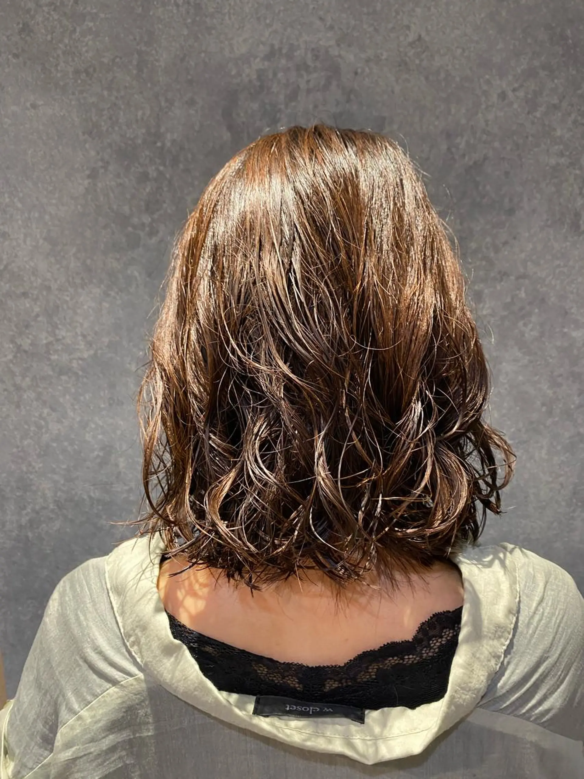 ミディアム パーマ AiRU hair RIRIKOのヘアスタイル