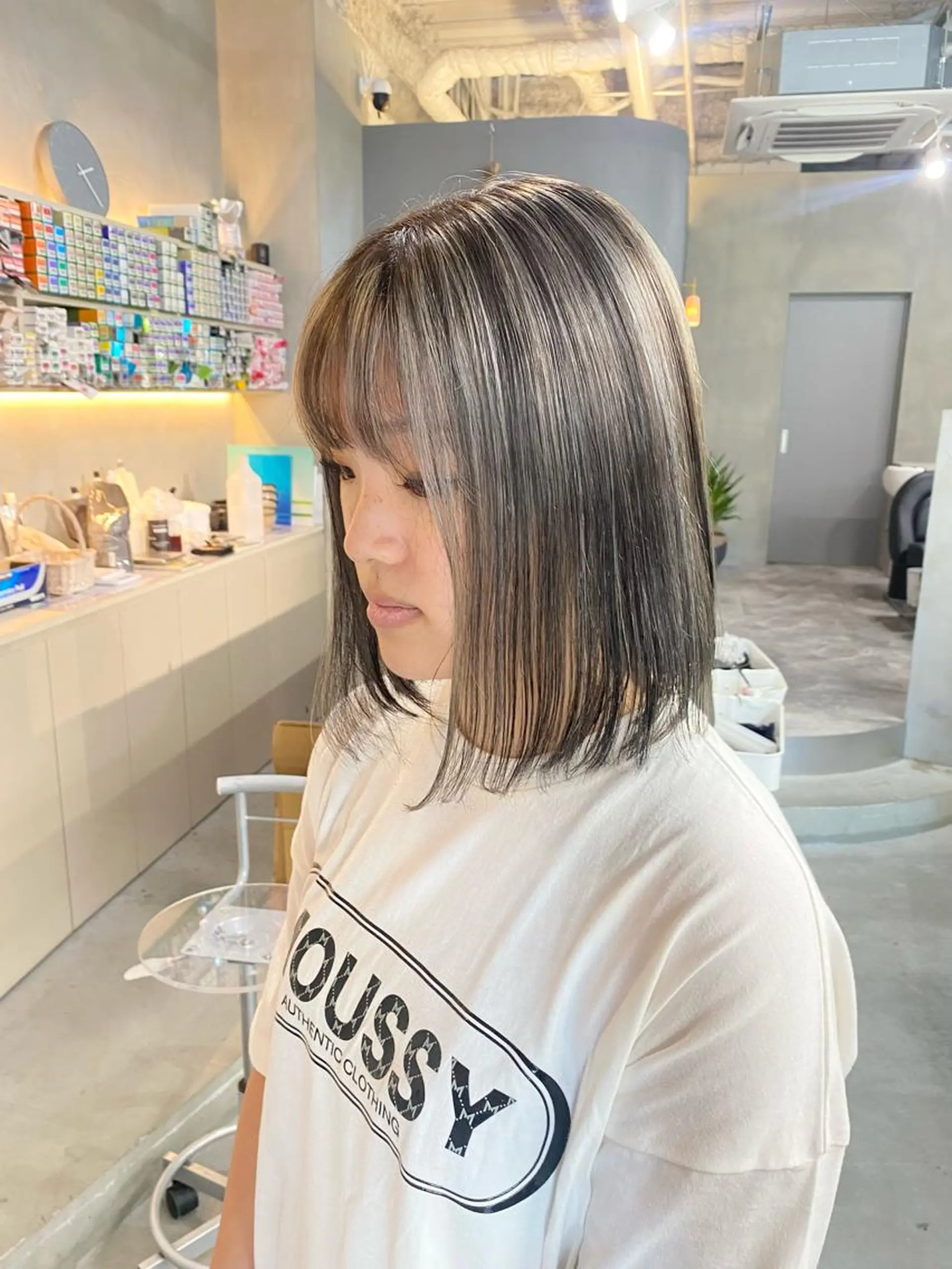 ミディアム カラー ハイライトカラー ハイライト ヘアカラー 前橋 姫奈のヘアスタイル