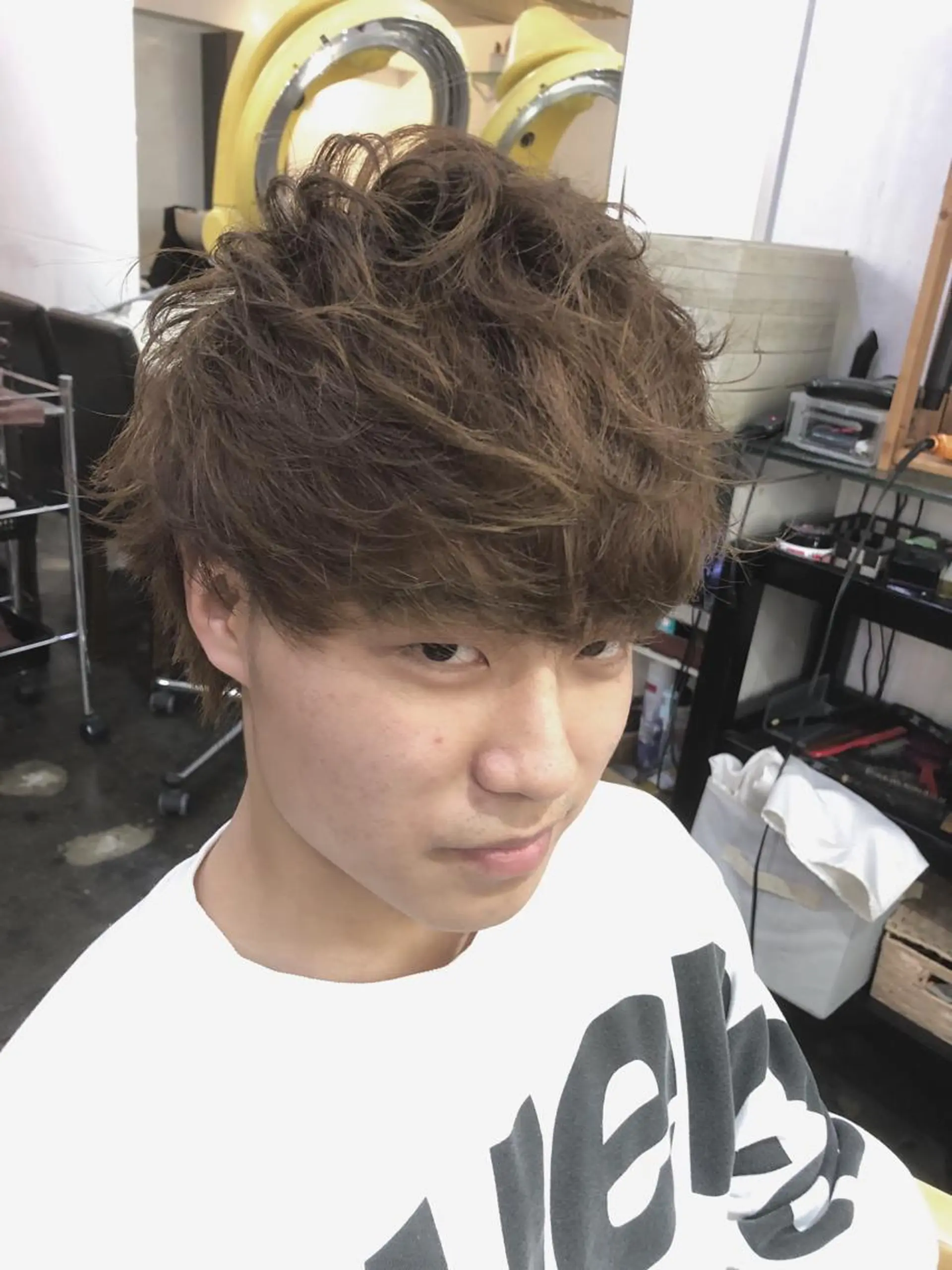 カラー メンズ カット ヘアカラー パーマ トリートメント ヘッドスパ メンズパーマヒロ トのヘアスタイル