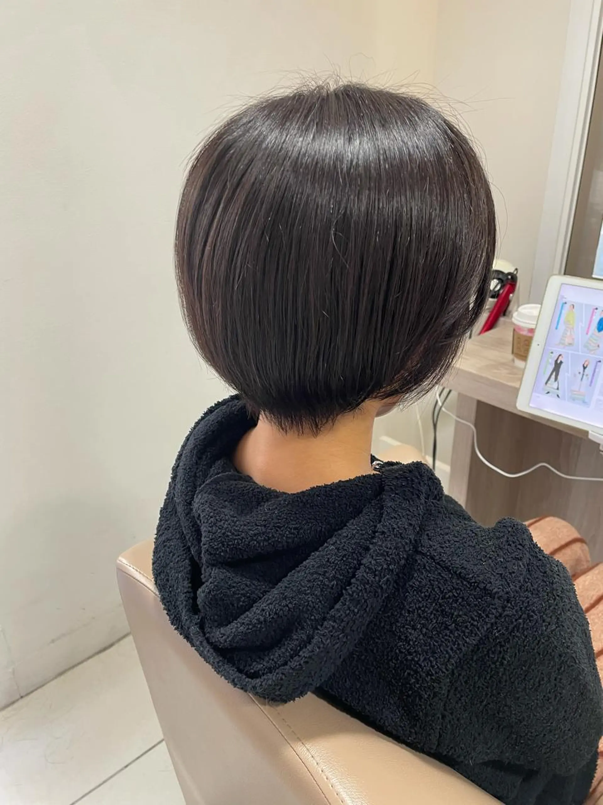 ショート メンズ ショートヘア ハッシュカット 暖色カラー/伊藤菜月のヘアスタイル