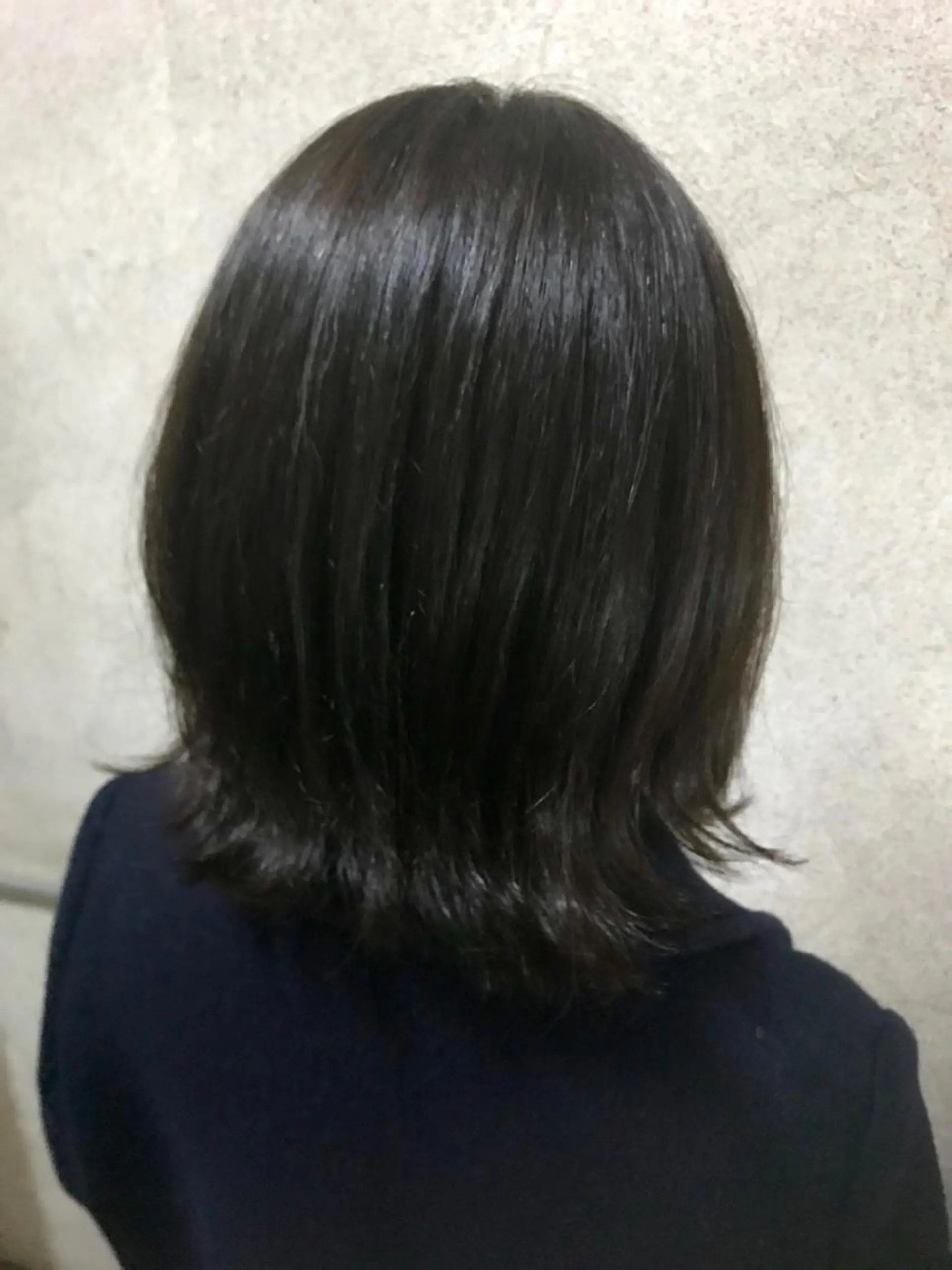 ショート カラー ヘアカラー 小栗 麻衣のヘアスタイル