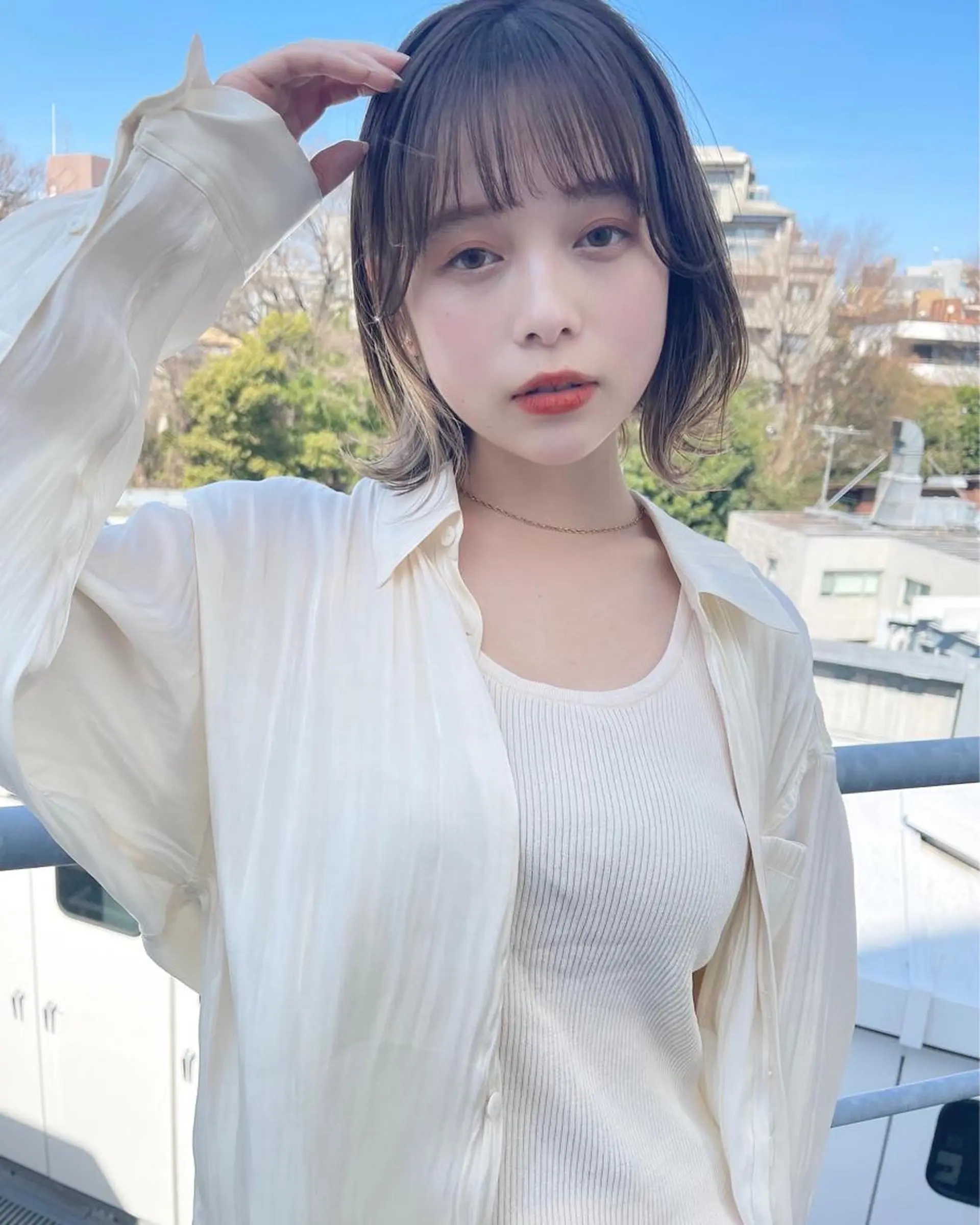 ミディアム カラー イヤリングカラー カット ヘアカラー トリートメント 透明感カラー× レイヤーカット✨高梨のヘアスタイル