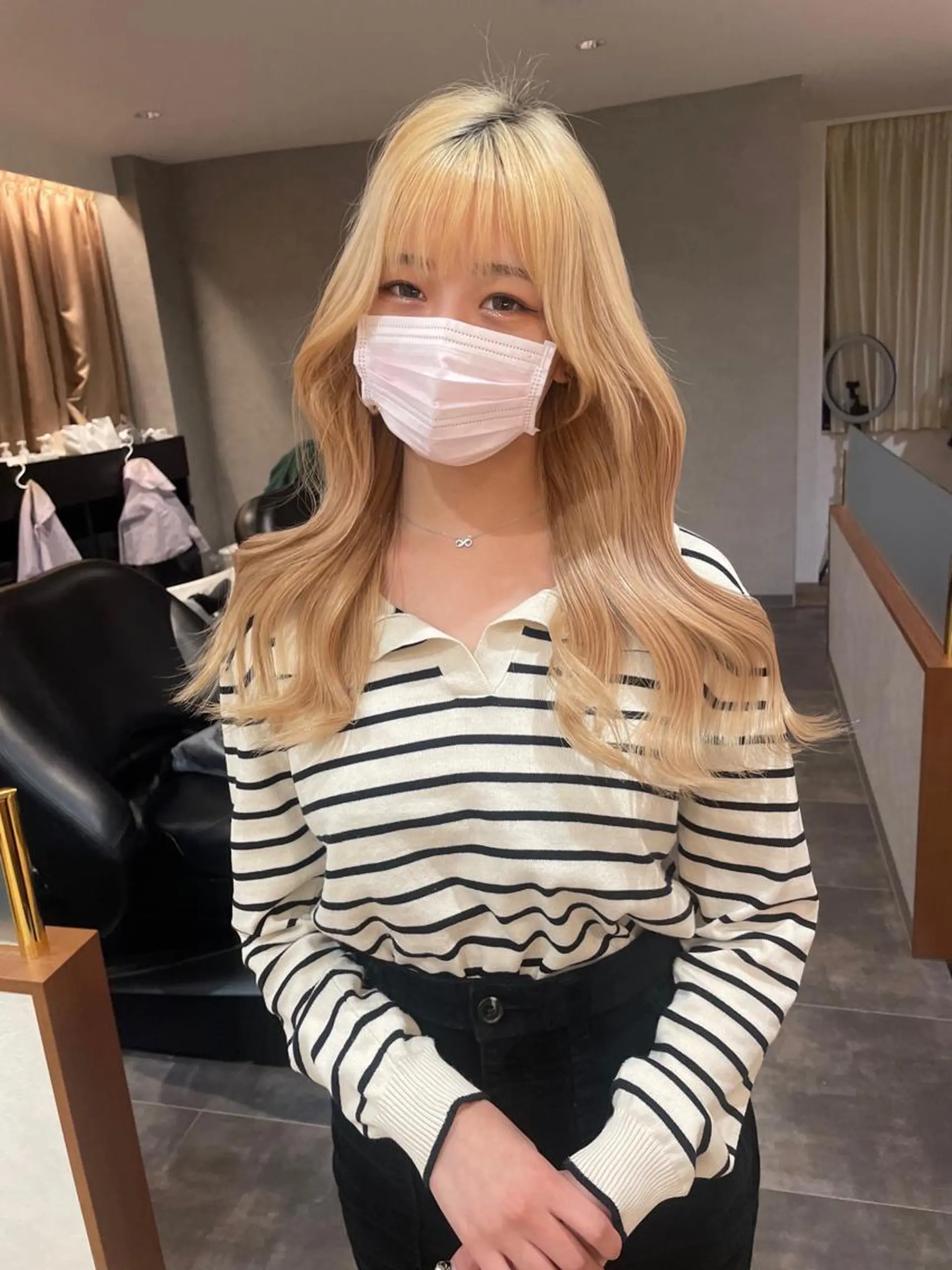 カラー rina／ベージュ ワンホン/韓国ヘアのヘアスタイル