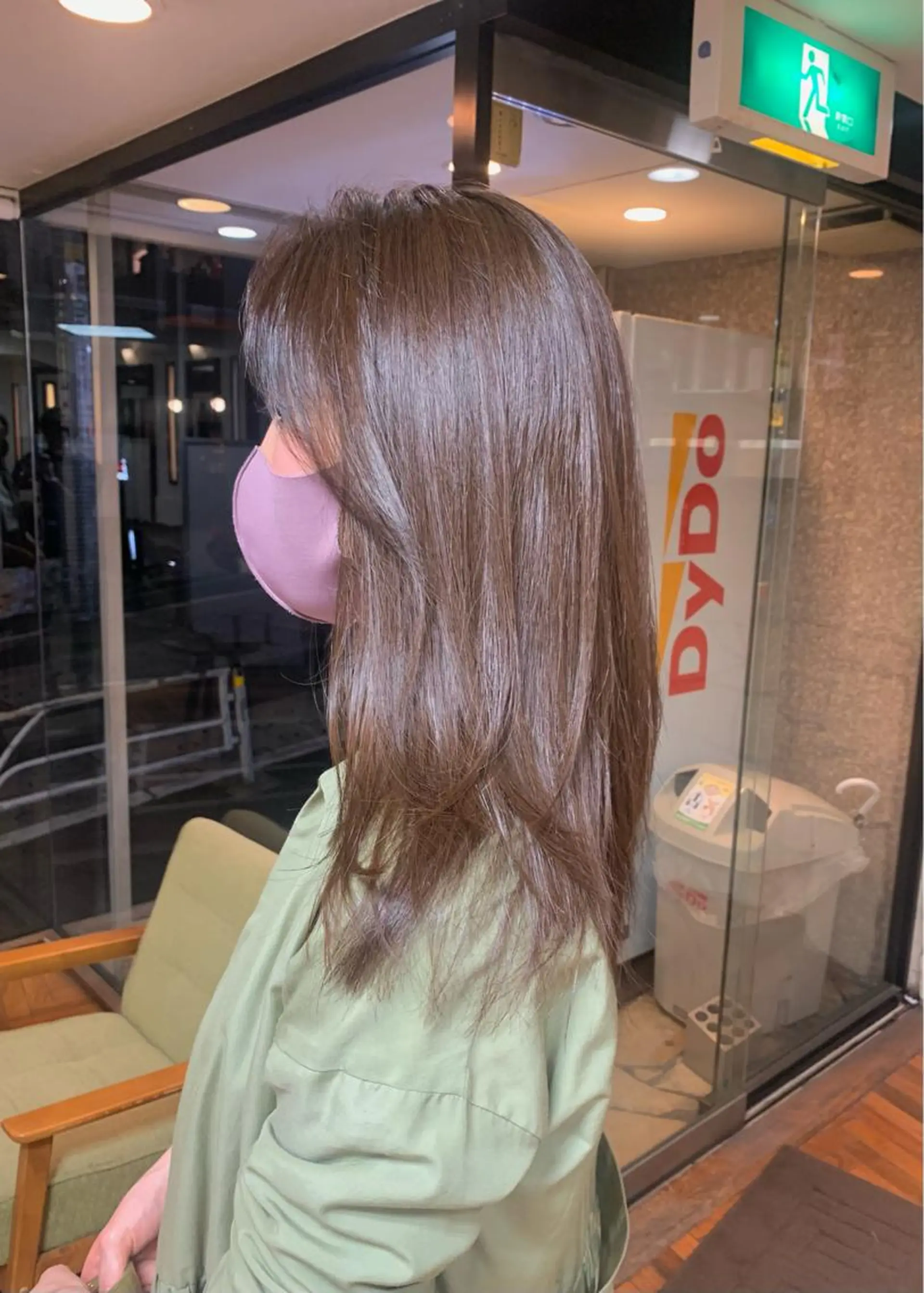 セミロング カラー 矢野 晃平のヘアスタイル