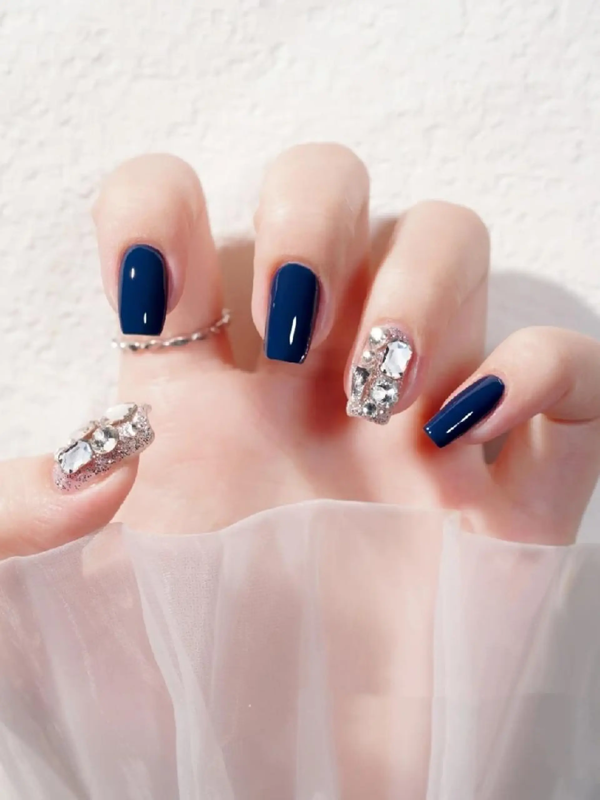 セミロング ネイル フィルイン・深爪矯正 長さ出し🎀のネイルデザイン