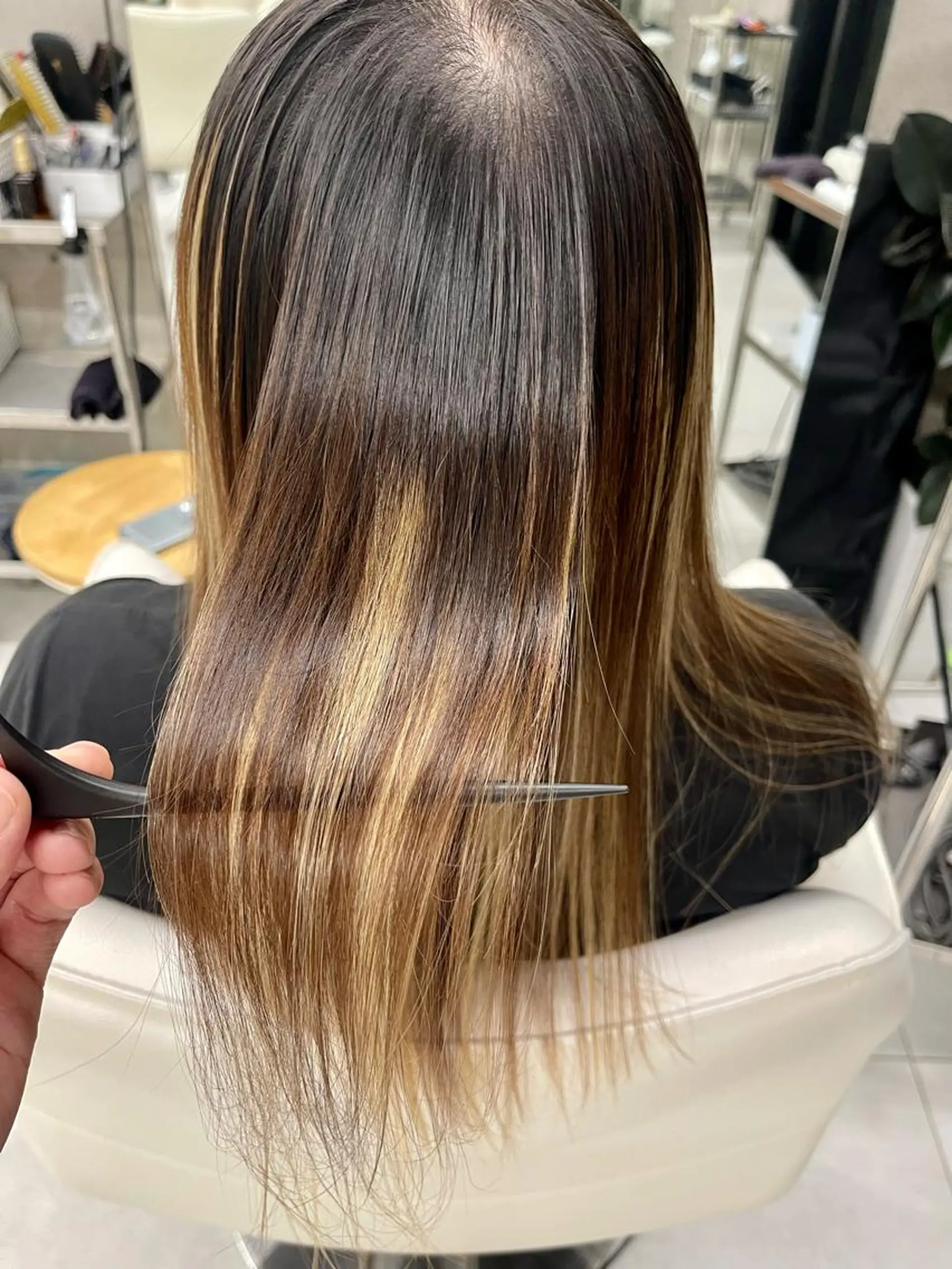 セミロング カラー パーマ トリートメント 酸性ストレート ストレートパーマ 滝沢 嵩大のヘアスタイル