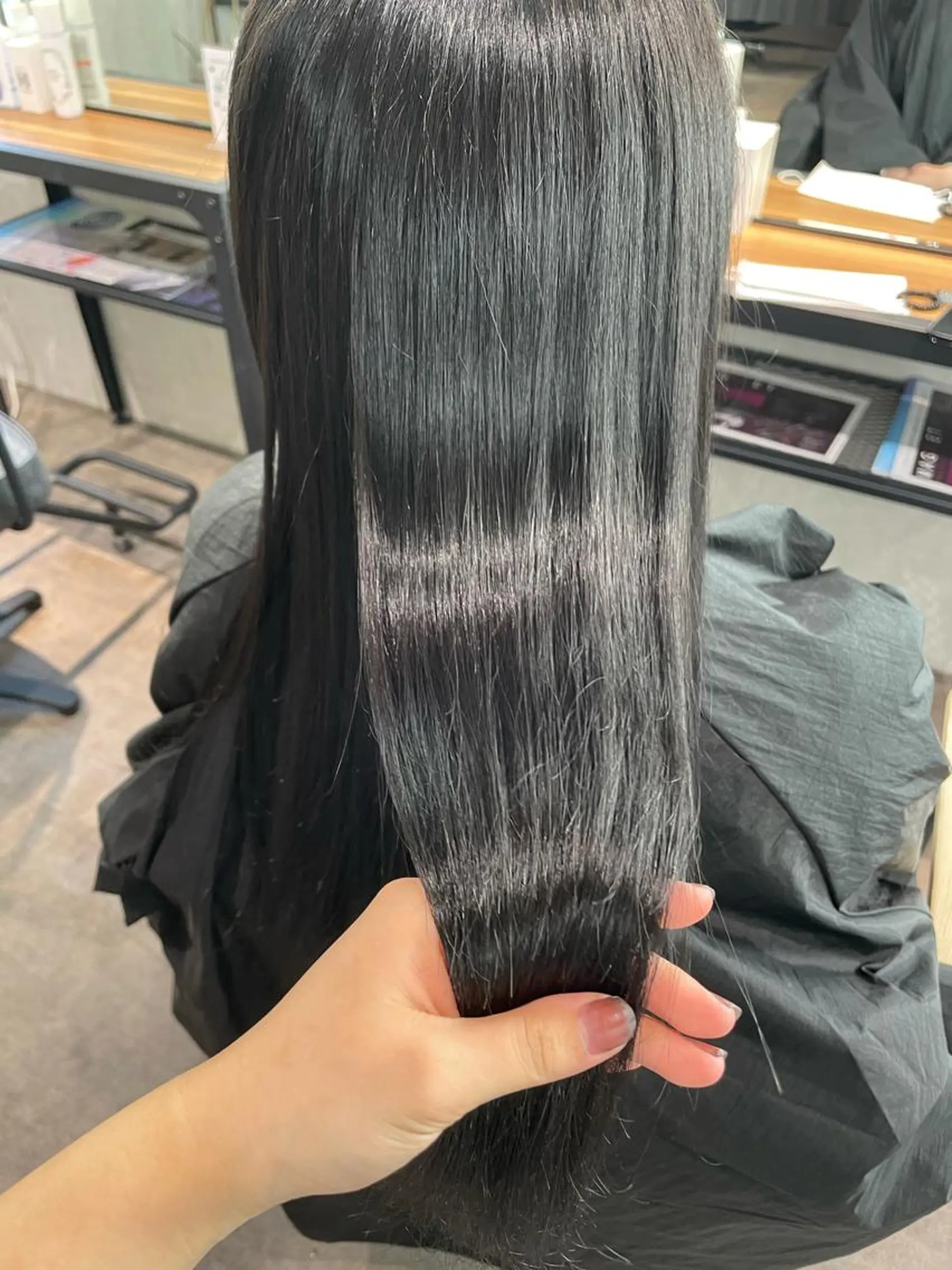 ロング カラー ヘアカラー トリートメント ナチュラル透明感🌱 小山美樹子のヘアスタイル