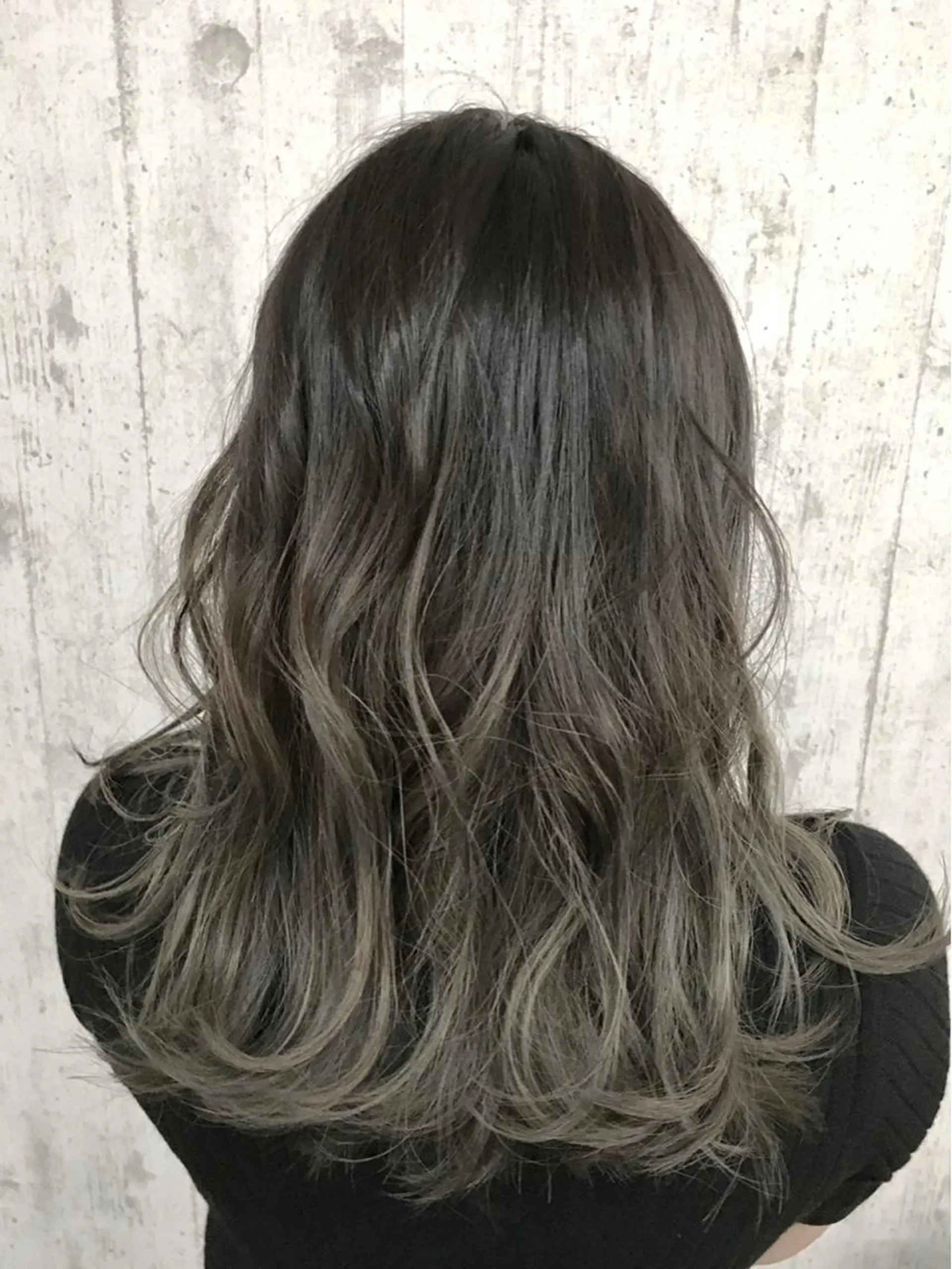 ミディアム カラー ブリーチ毛に縮毛矯正 ✨カラー✨山田 正幸のヘアスタイル