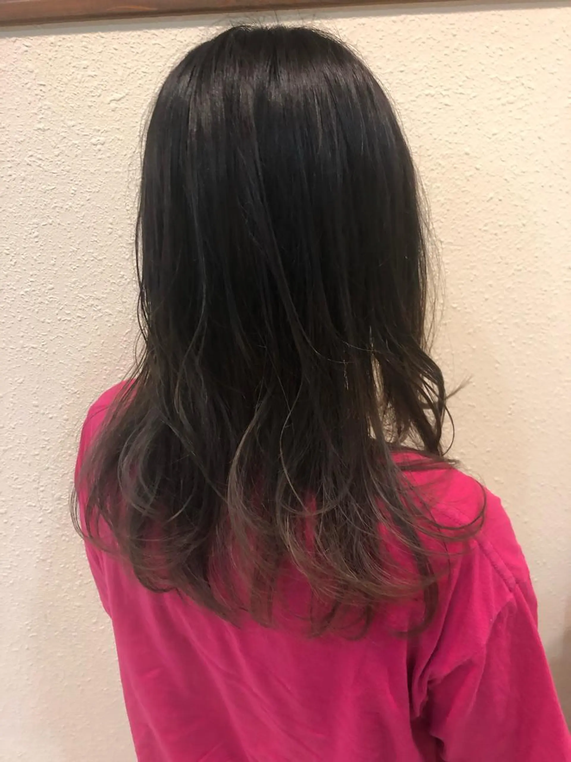 ロング 中川 茜里のヘアスタイル