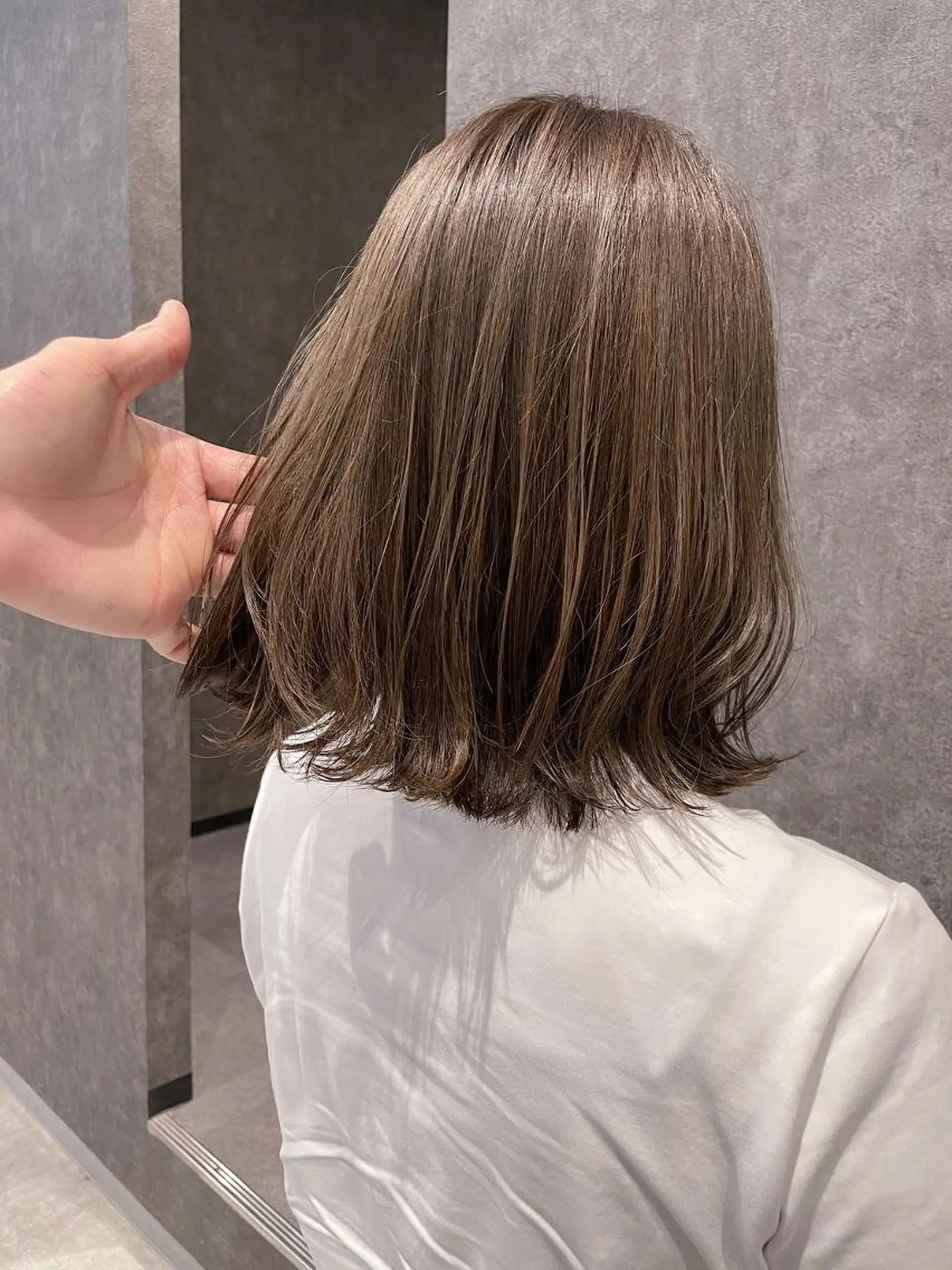 セミロング カラー ダブルカラー グラデーションカラー ハイライトカラー イルミナカラー インナーカラー カット ヘアカラー トリートメント BUCKS【天王寺】 バックス【駅30秒】のヘアスタイル