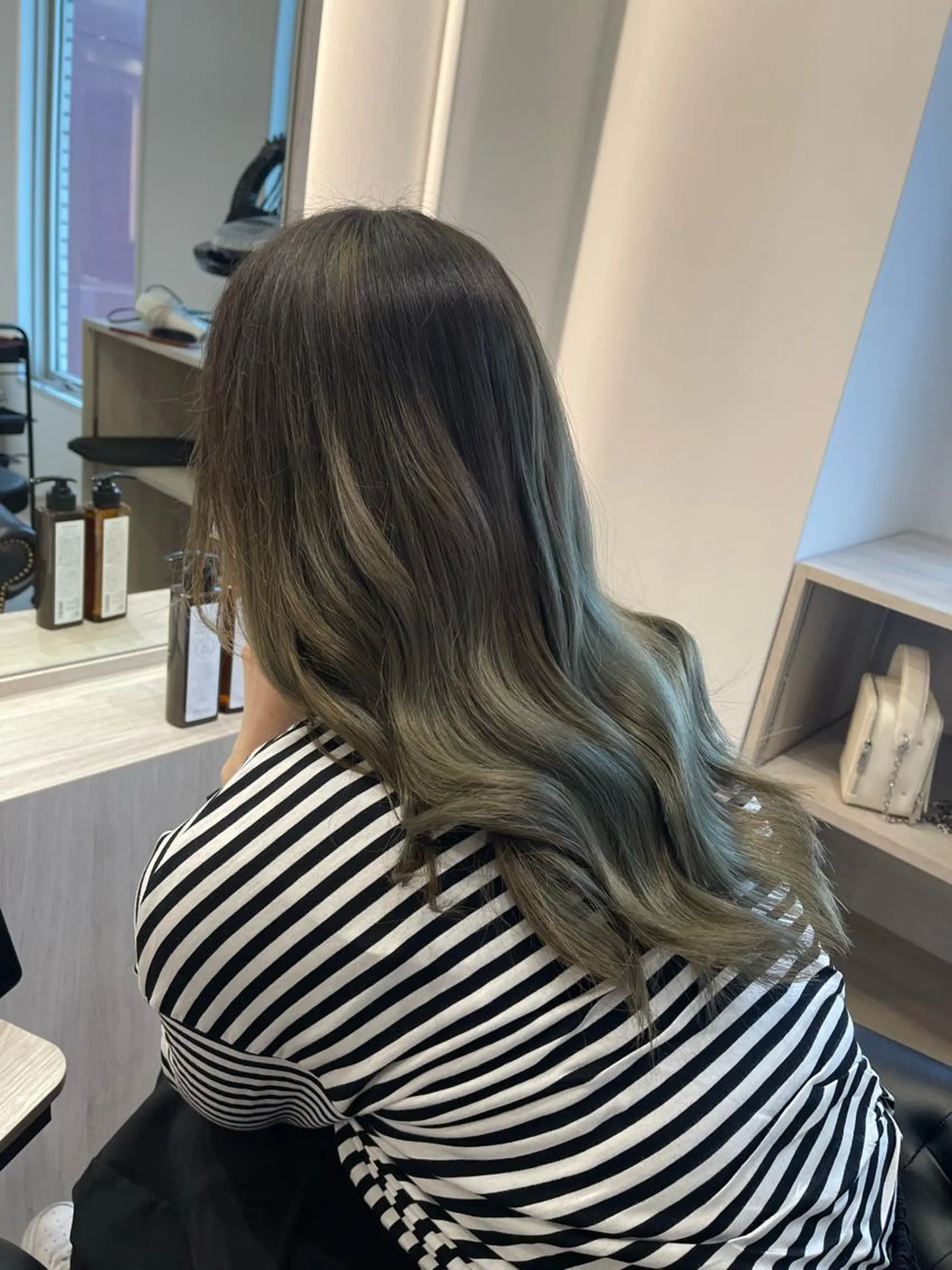 ロング カラー ヘアカラー トリートメント &chaLme   心斎橋所属・emi/髪質改善/ 韓国風/艶カラーのヘアスタイル