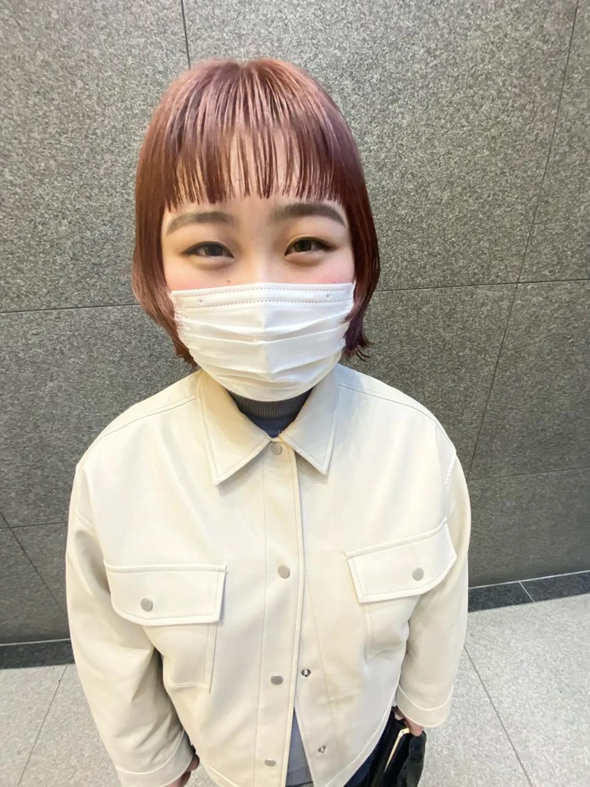 ミディアム デザインカラー/ボブ ブリーチカラー/ユリのヘアスタイル