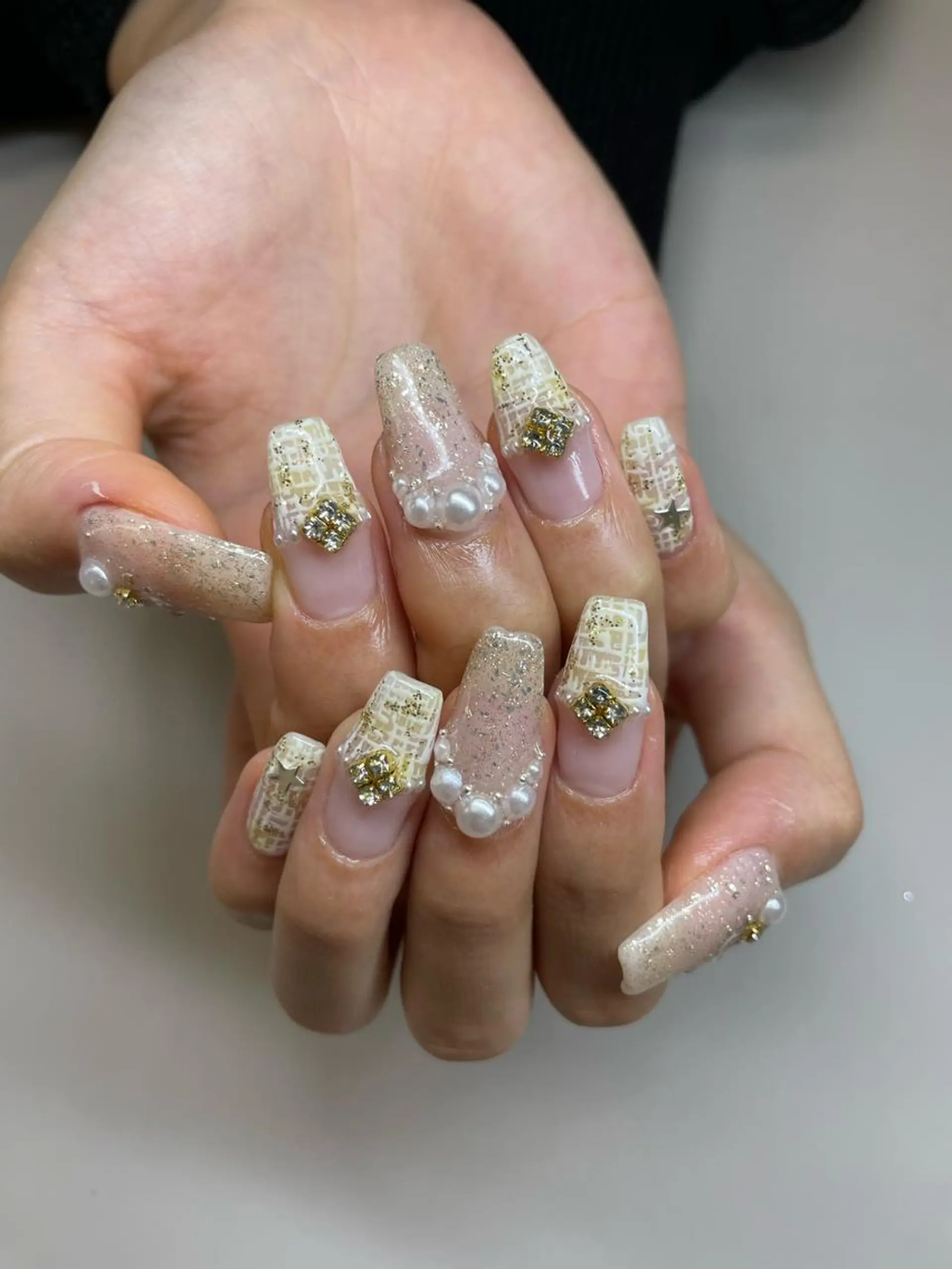 ネイル ハンドネイル Hisaka Mikiのネイルデザイン