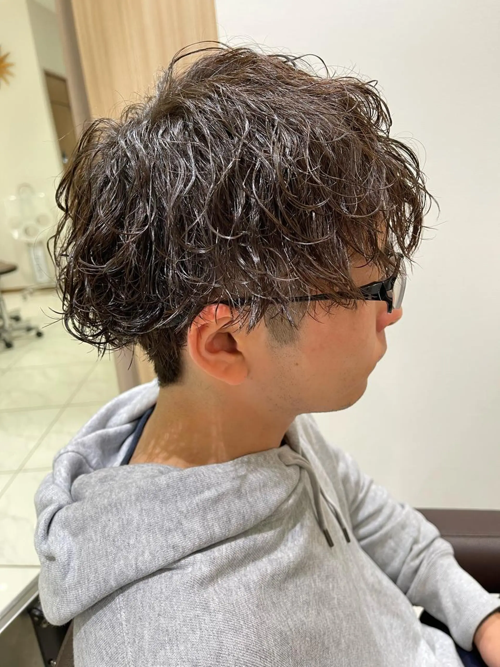 ショート パーマ メンズ メンズパーマ メンズツイストパーマ ツイストスパイラルパーマ 波巻きパーマ スパイラルパーマ カット ヘアカラー トリートメント メンズパーマ特化/ メッシュ/薫/店長のヘアスタイル