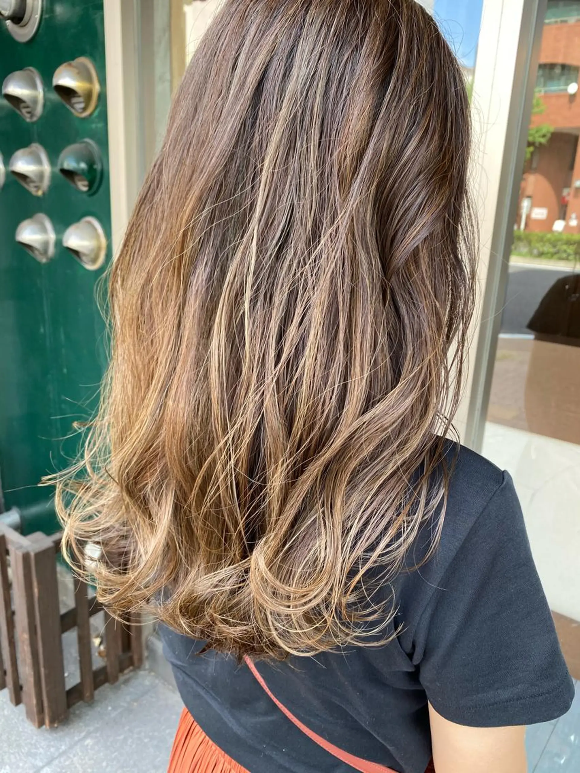 ロング カラー ハイトーンカラー カット ヘアカラー トリートメント 日比 貴大/ minim hairのヘアスタイル