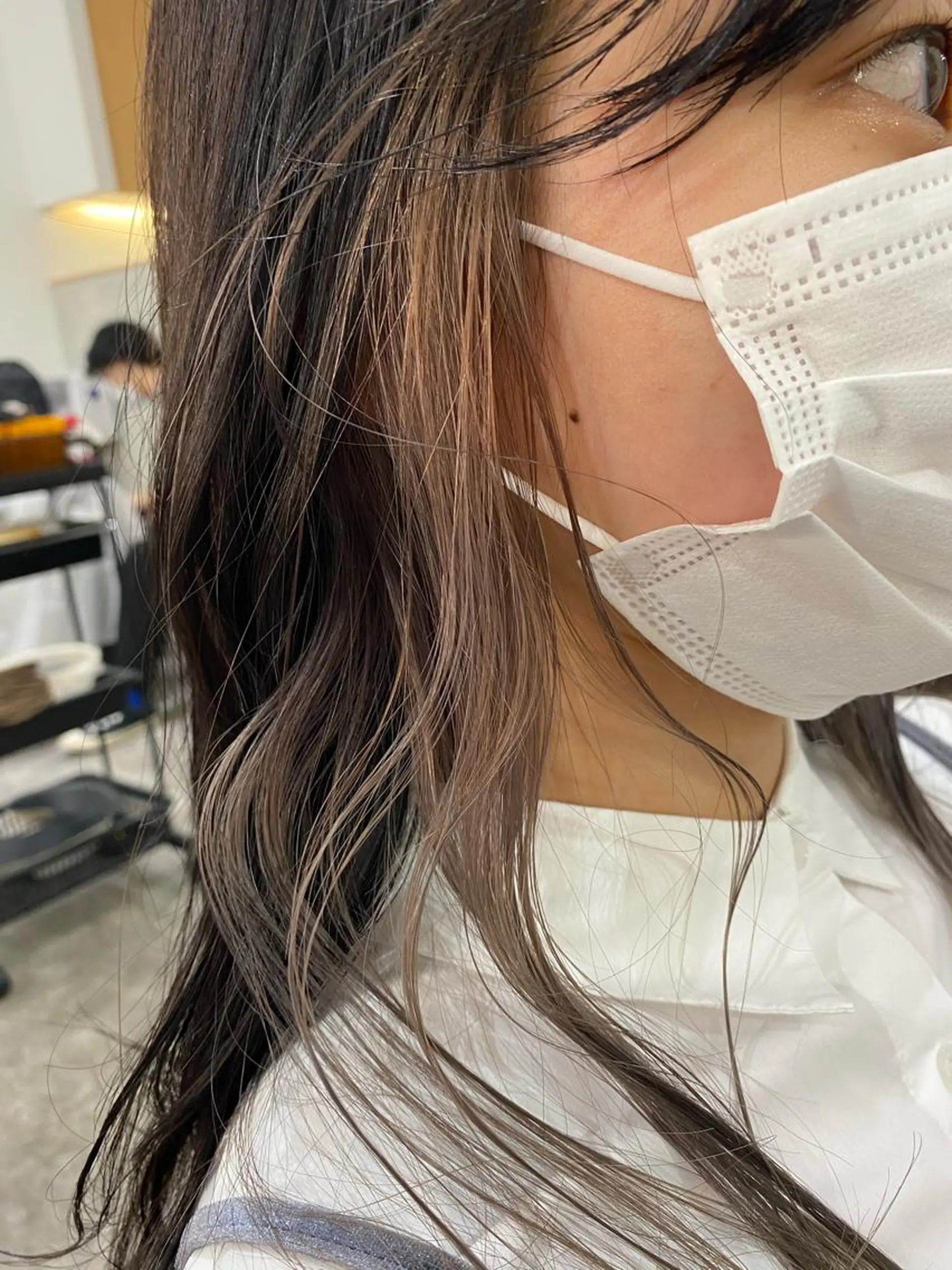 ロング カラー ブリーチ ヘアカラー トリートメント 森貴裕/ベージュ/ パーマ/オリーブのヘアスタイル