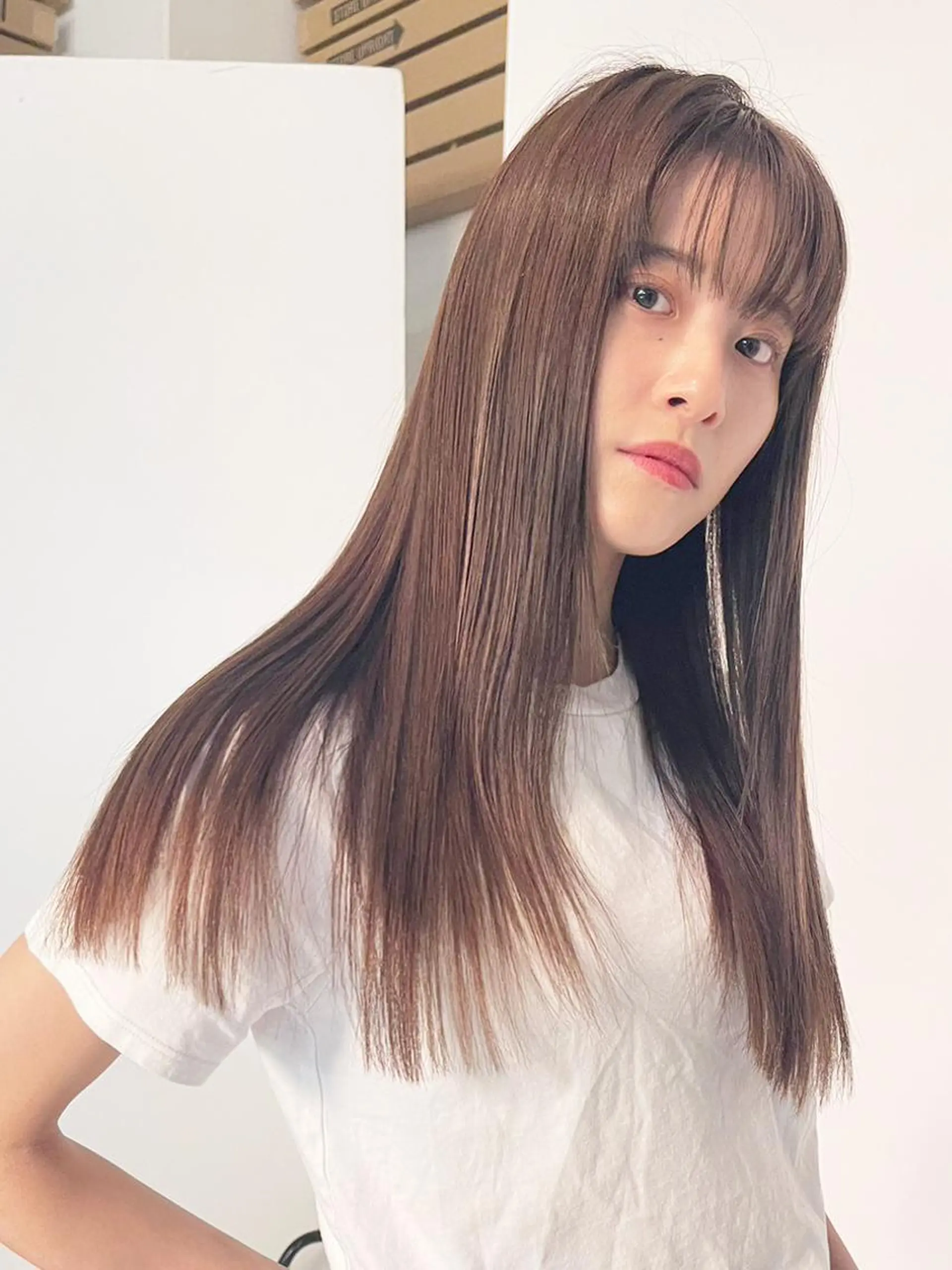 セミロング カラー パーマ ヘアアレンジ ブラウンカラー ナチュラルブラウン ストレートパーマ カット ヘアカラー トリートメント ITbyALBUM 中野店のヘアスタイル