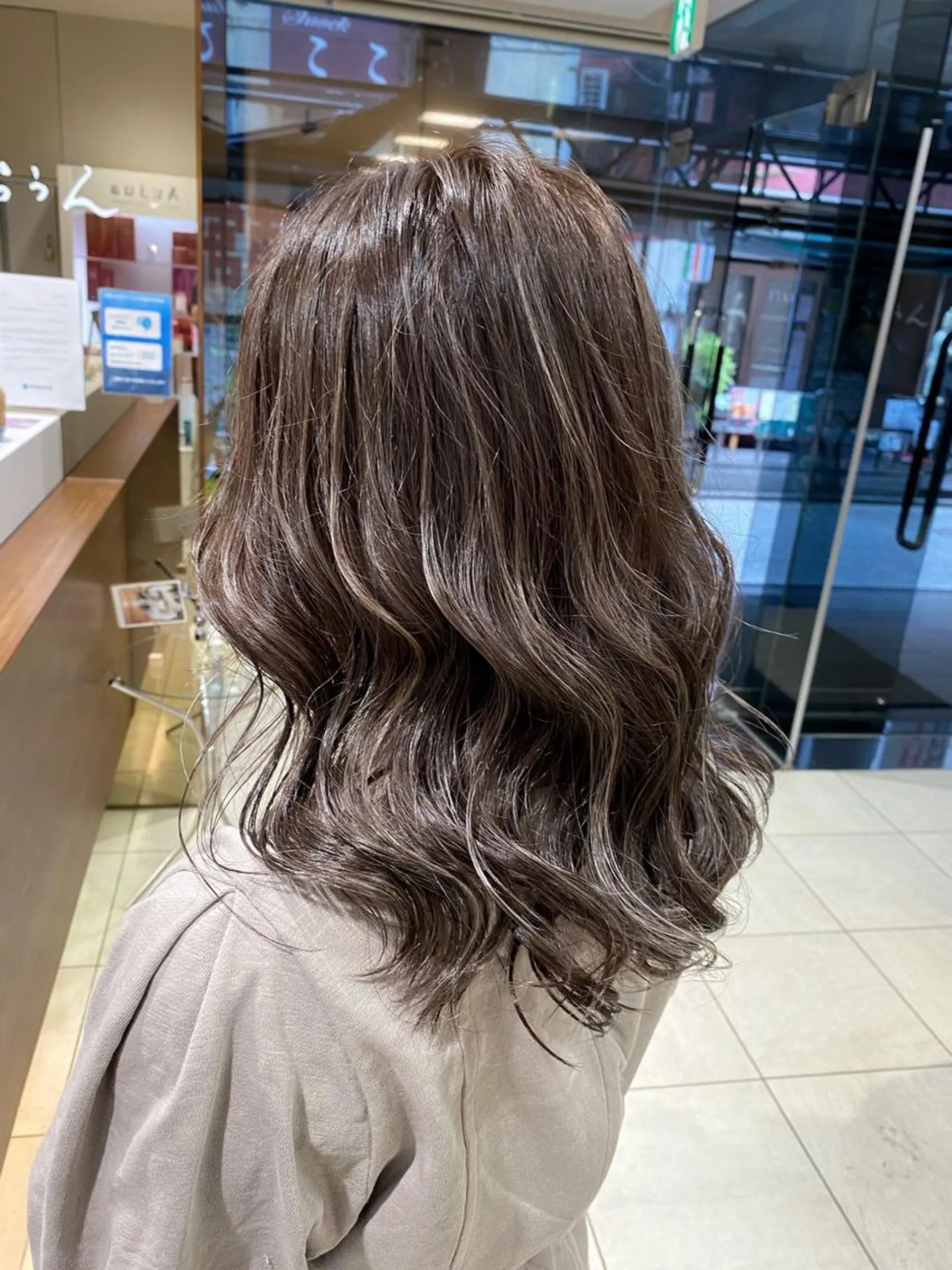 ミディアム カラー ブリーチ指名No.1 Daikiのヘアスタイル