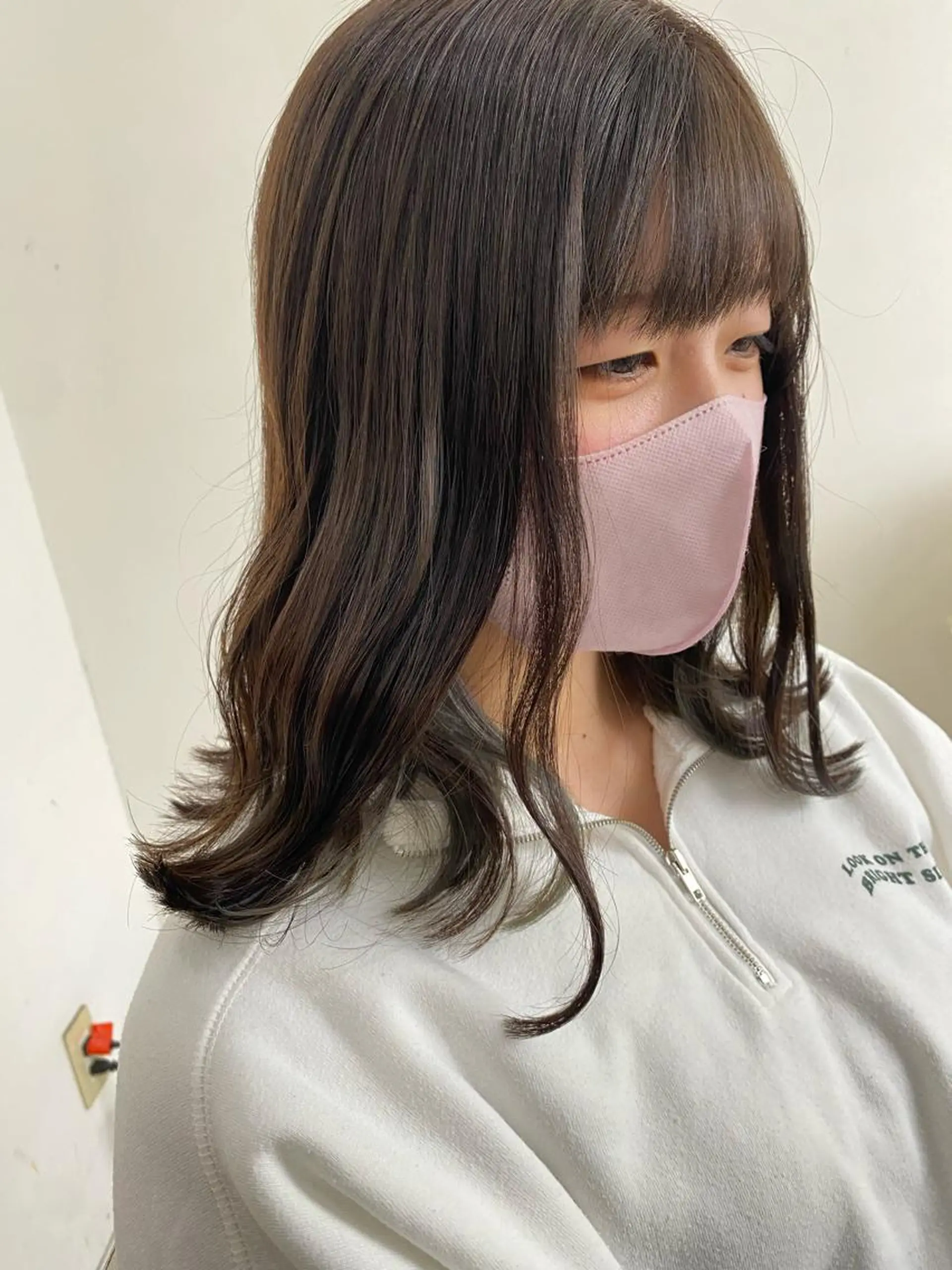 カラー グレージュ 羽澤 亨威【髪質改善】のヘアスタイル