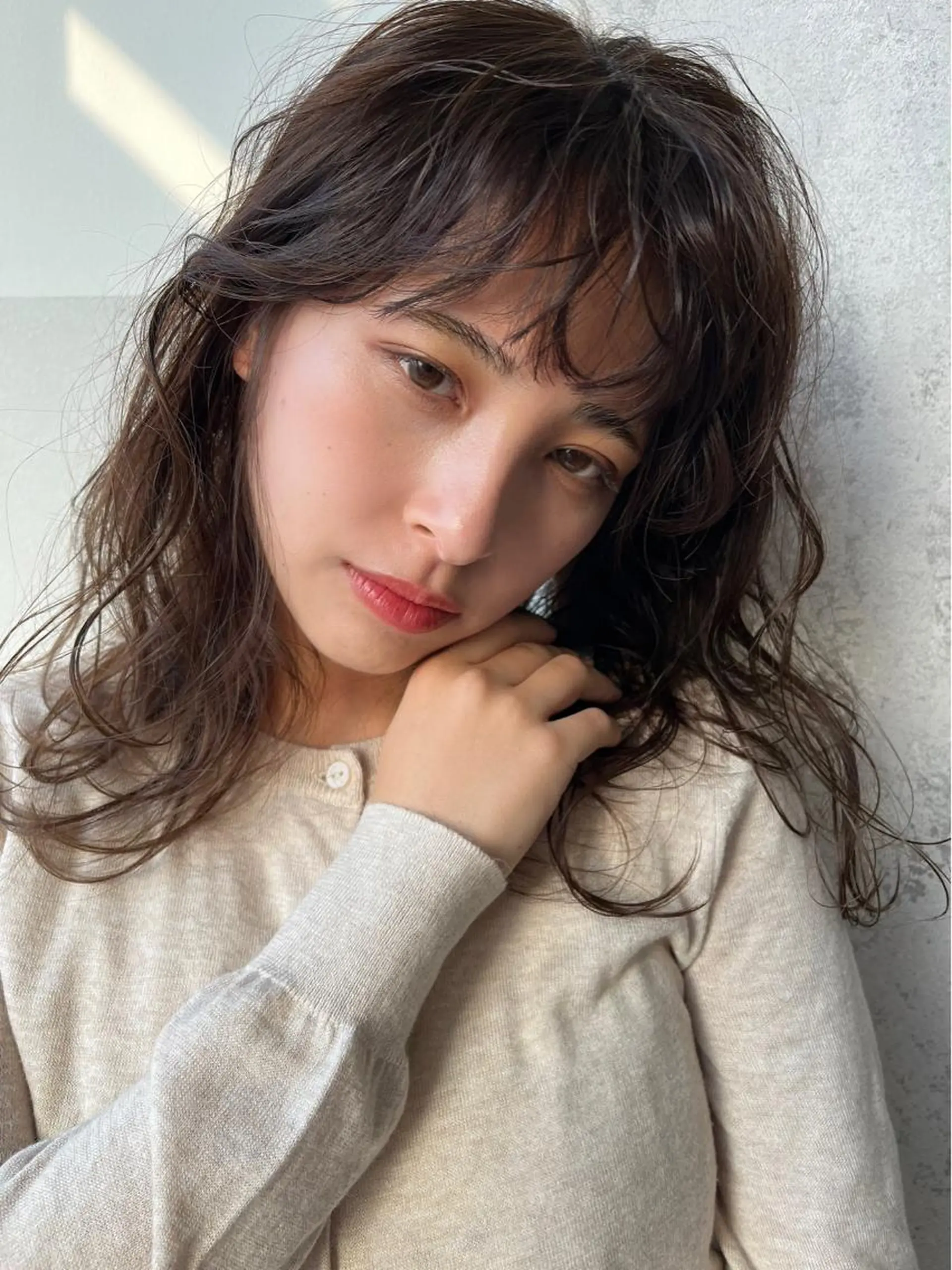 ミディアム カラー ヘアアレンジ 🫧umu.🫧韓国 /レイヤー/ハッシュのヘアスタイル