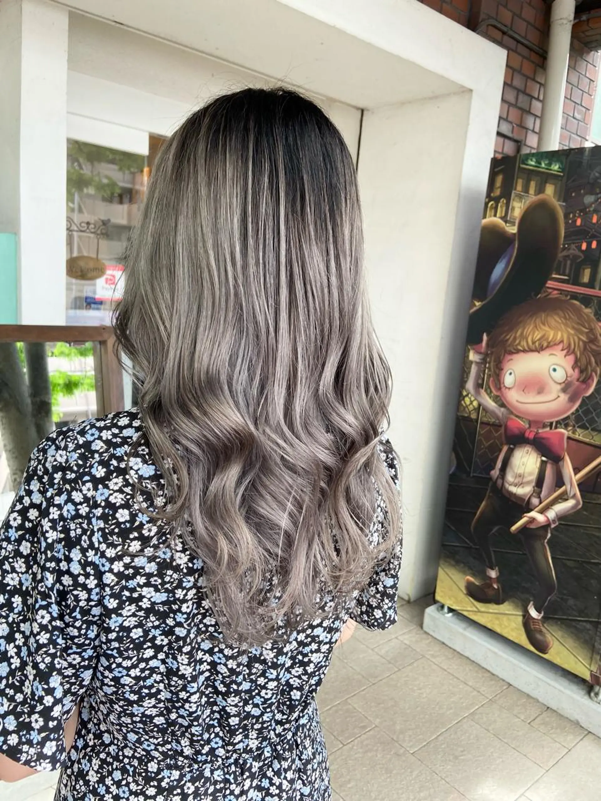 ロング カラー バレイヤージュ レイヤーカット 髪質改善/透明感 カラー/西川奈穂のヘアスタイル