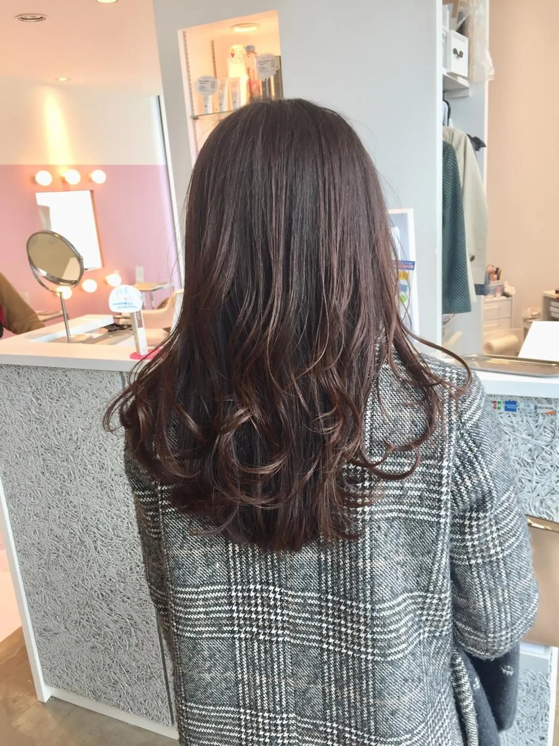 セミロング カット ヘアカラー トリートメント ヘッドスパ 所渉/韓国レイヤー /ウルフカットのヘアスタイル